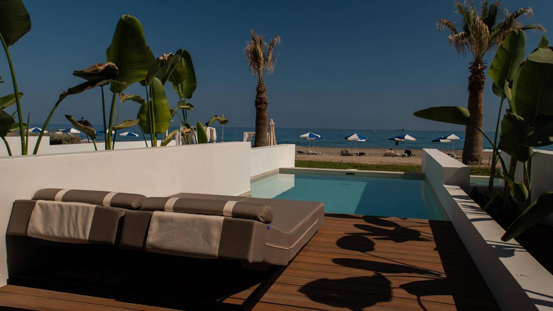 Superior Double Room Sea View with Private Pool photo 3