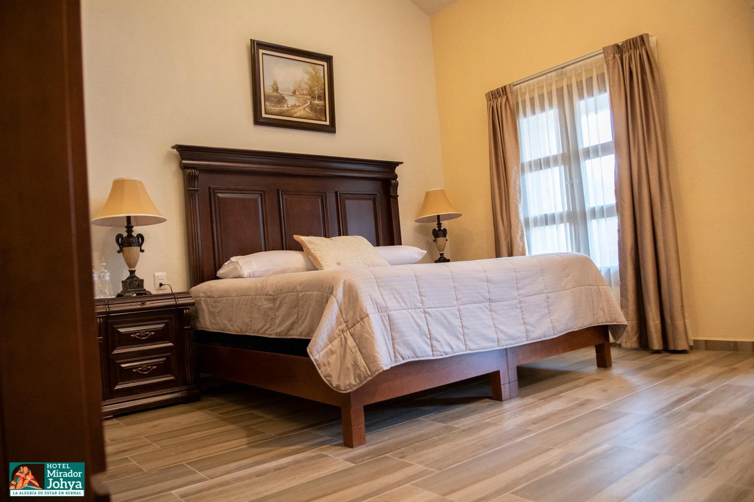 Deluxe Double or Twin Room with Balcony photo 2