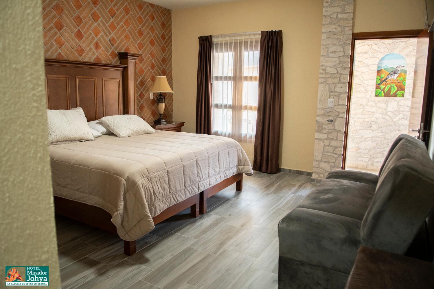 Deluxe Double or Twin Room