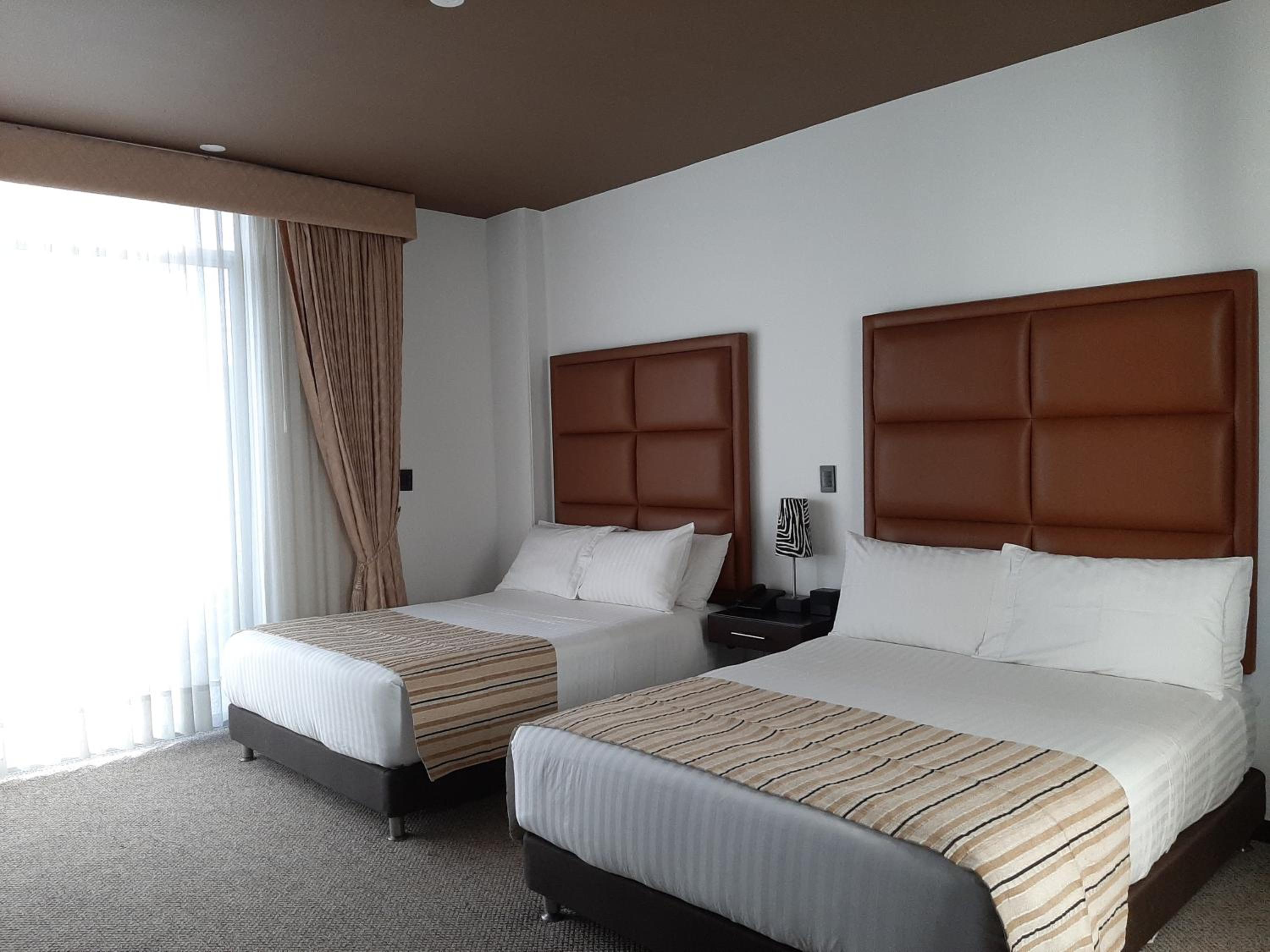 Superior Quadruple Room photo 2