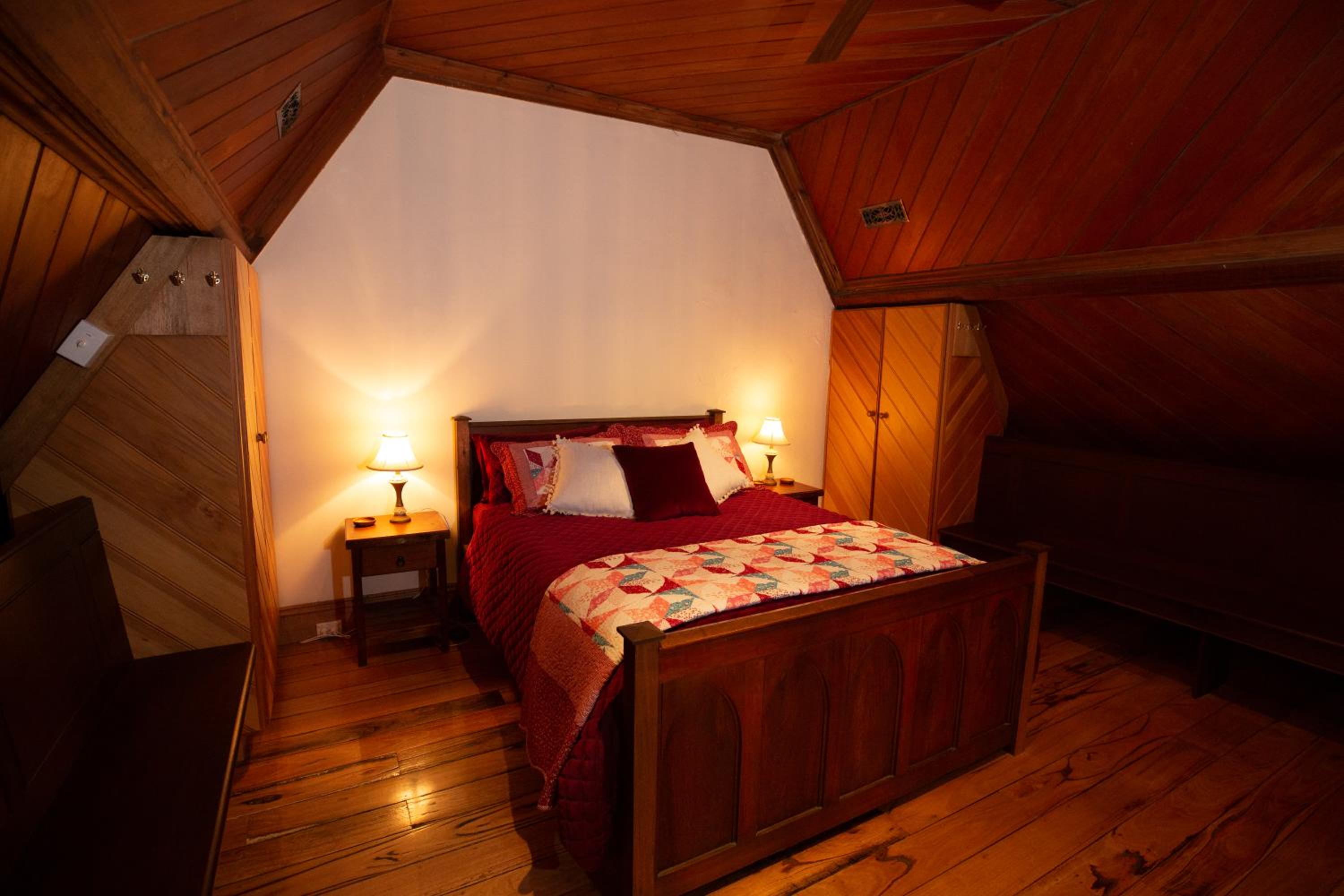 One-Bedroom House photo 1