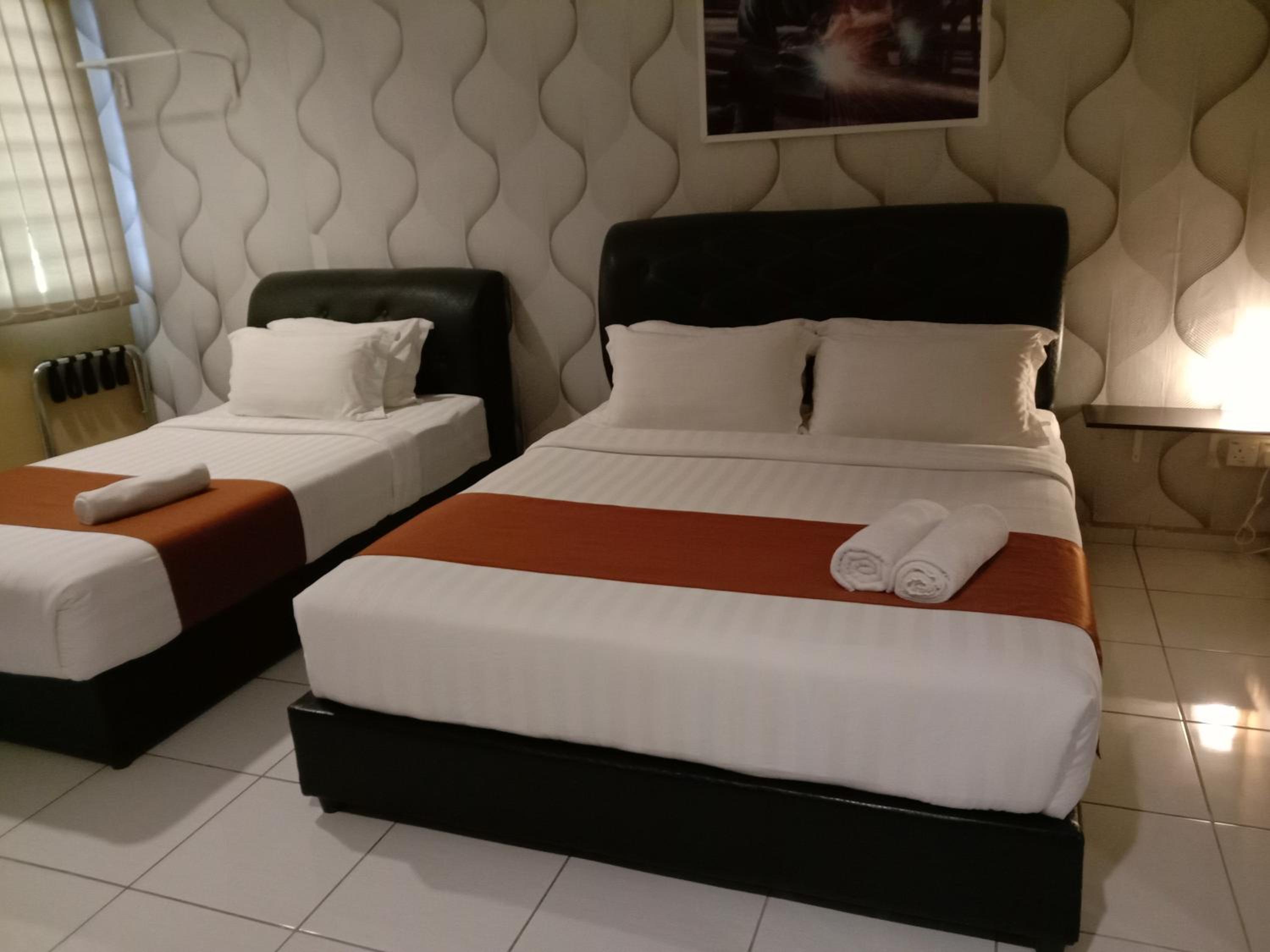 Superior Triple Room - Photo 4