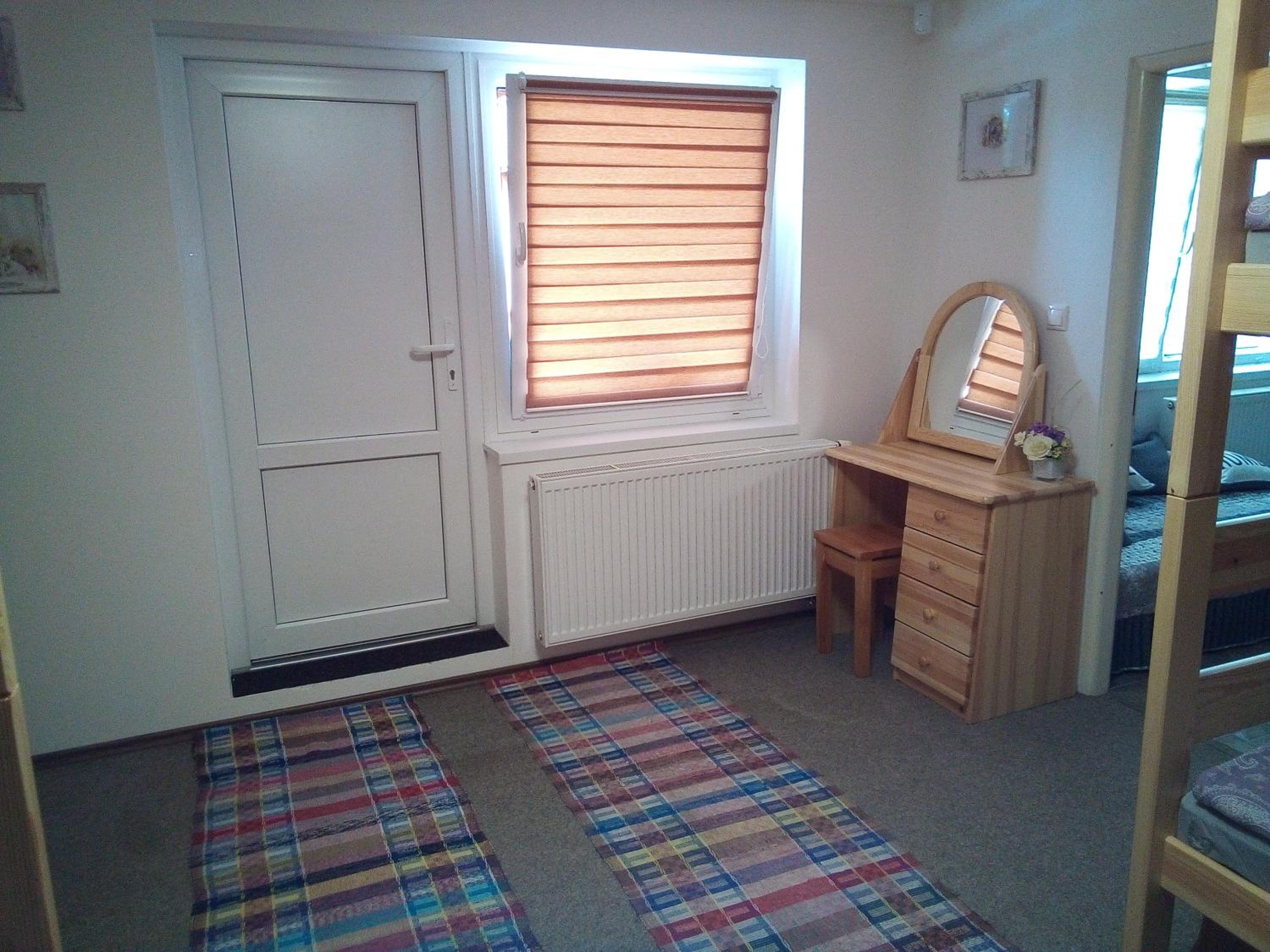 One-Bedroom Apartment - Photo 10