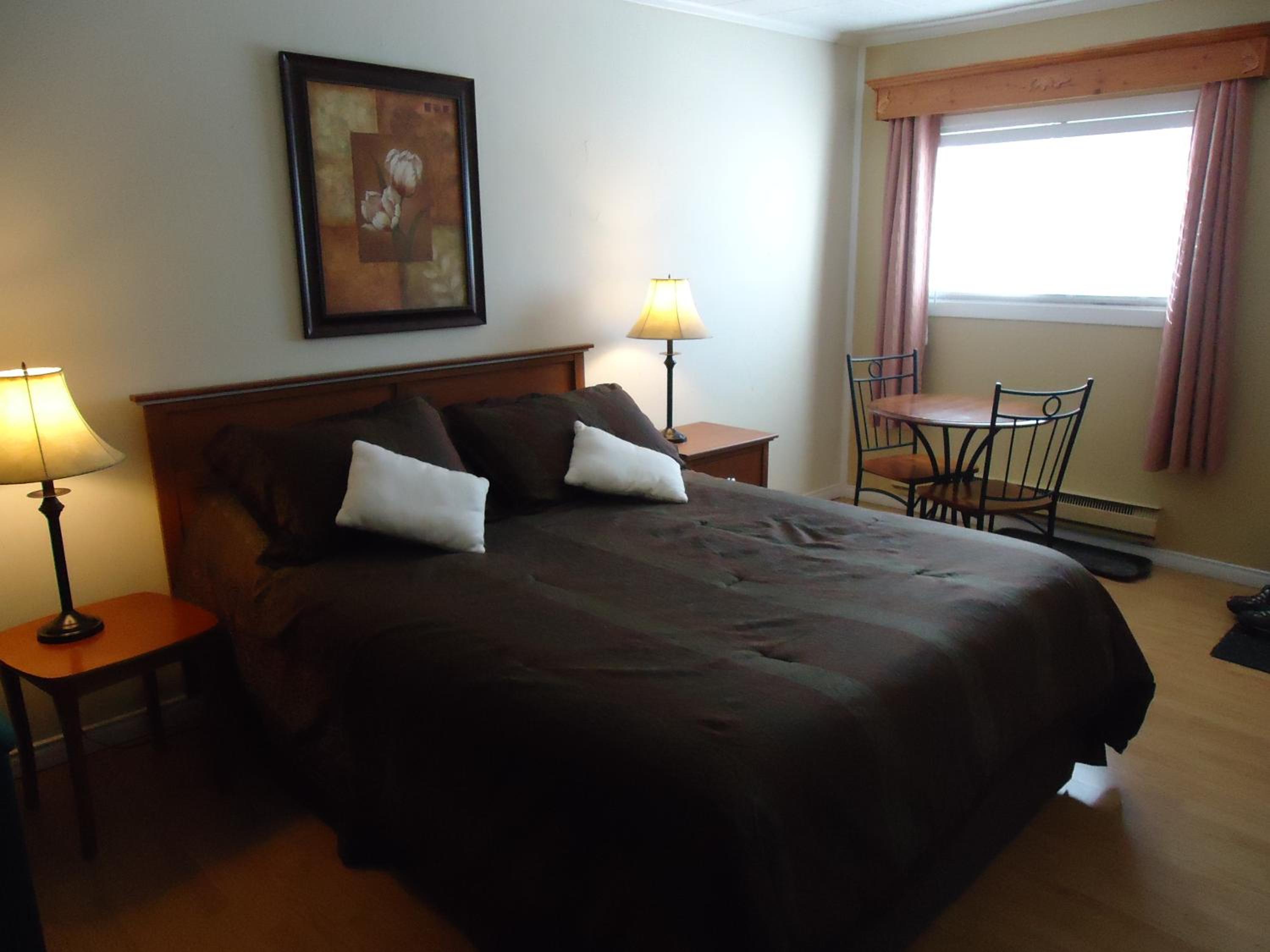 Standard Queen Room - Photo 1