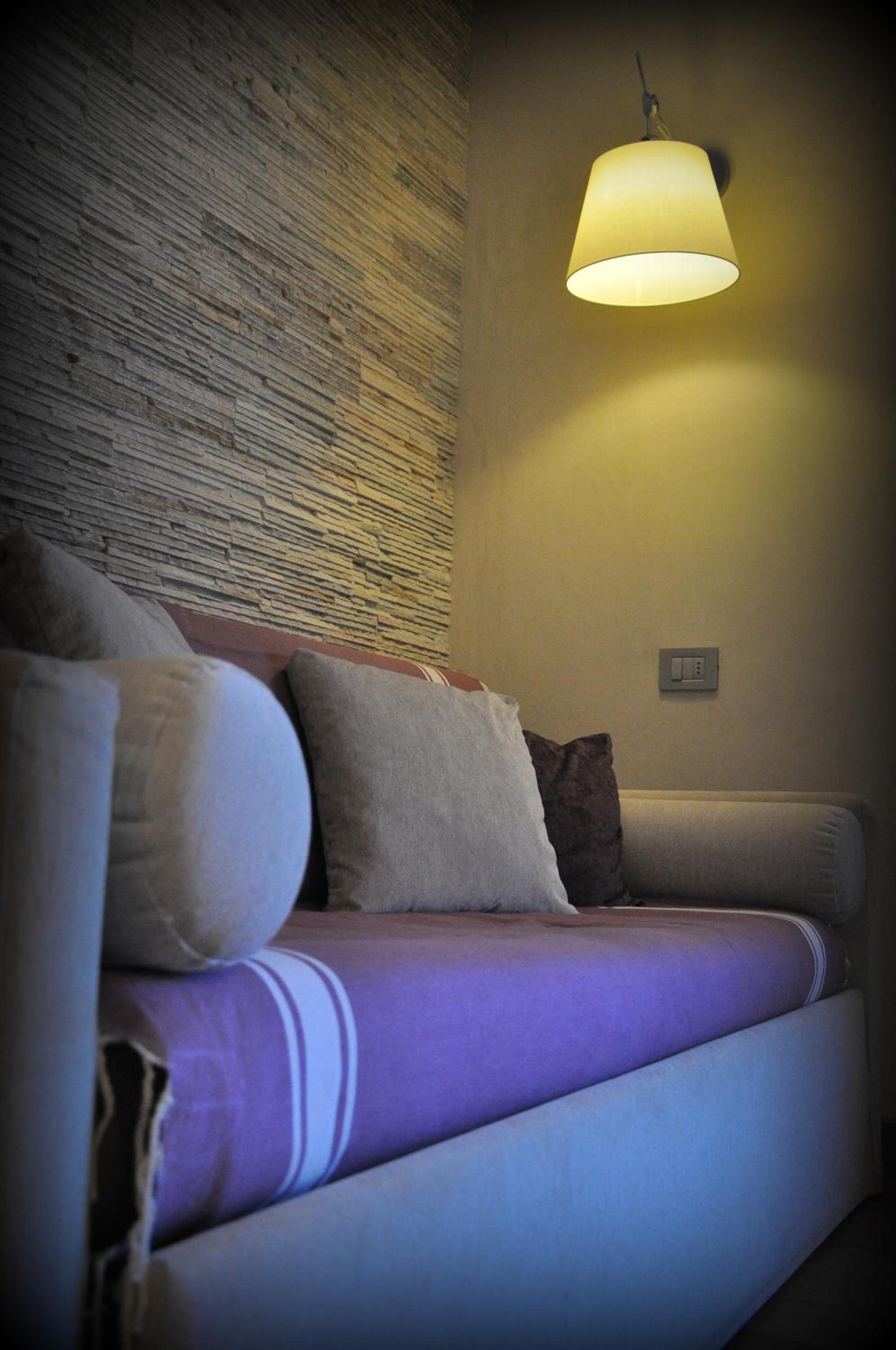 Luxury Suite with Balcony - Photo 1