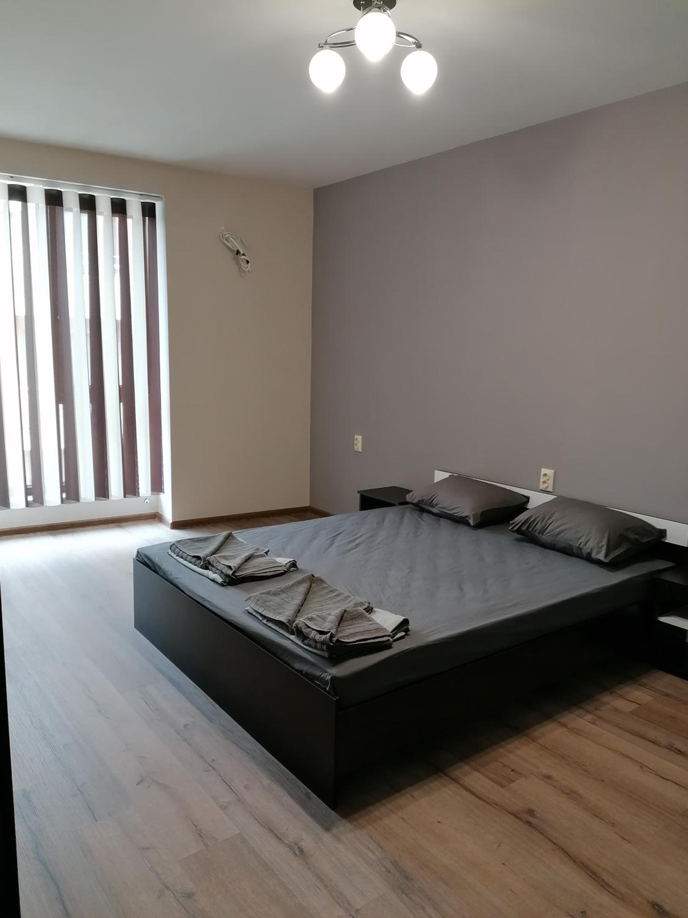 Three-Bedroom Apartment - Photo 8