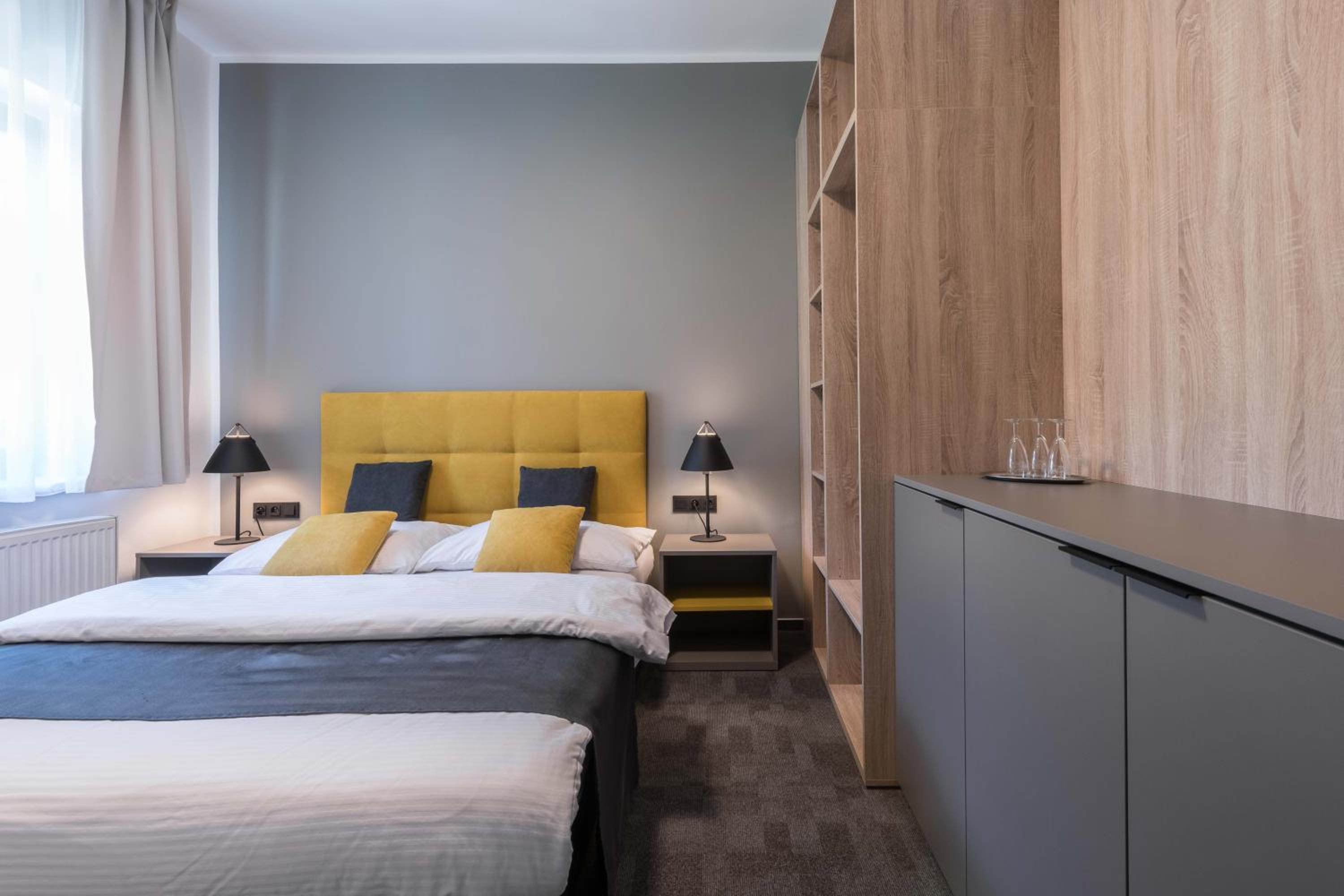 Double Room - Photo 1
