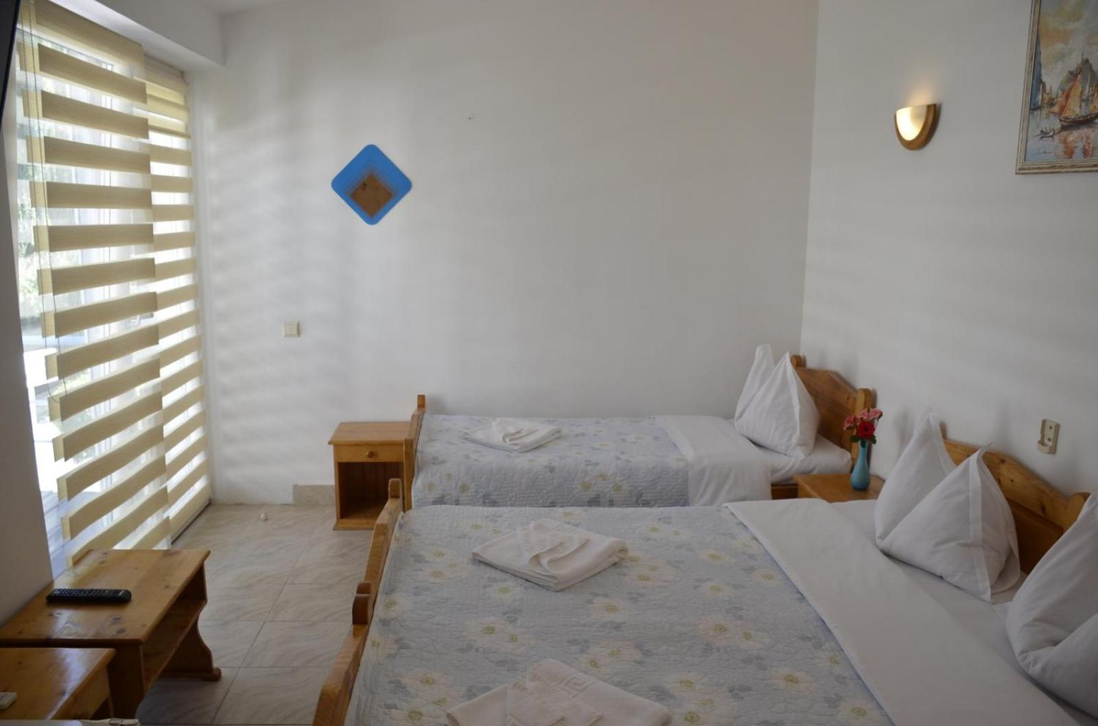 Triple Room with Bathroom photo 3