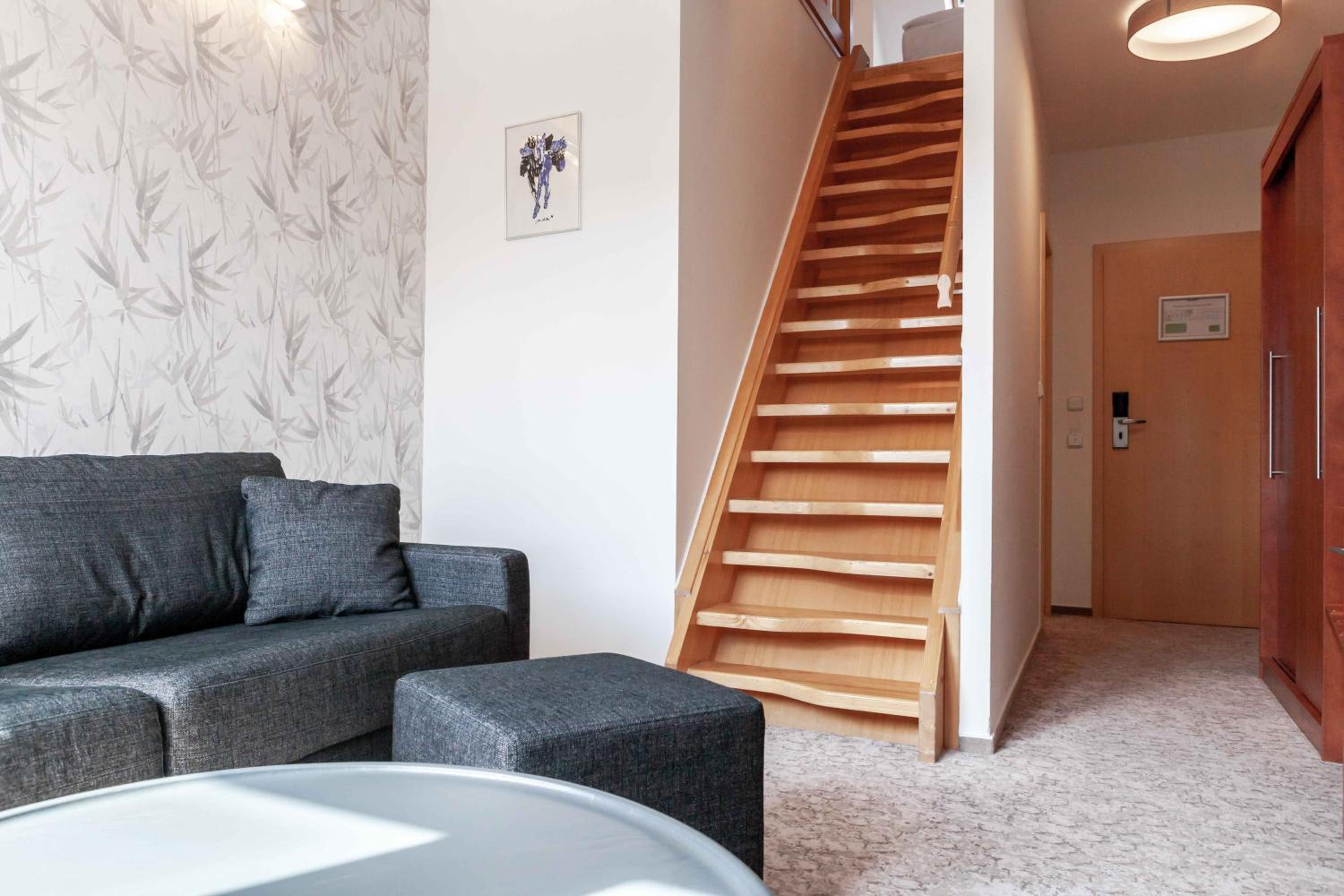 Duplex Suite - Photo 8