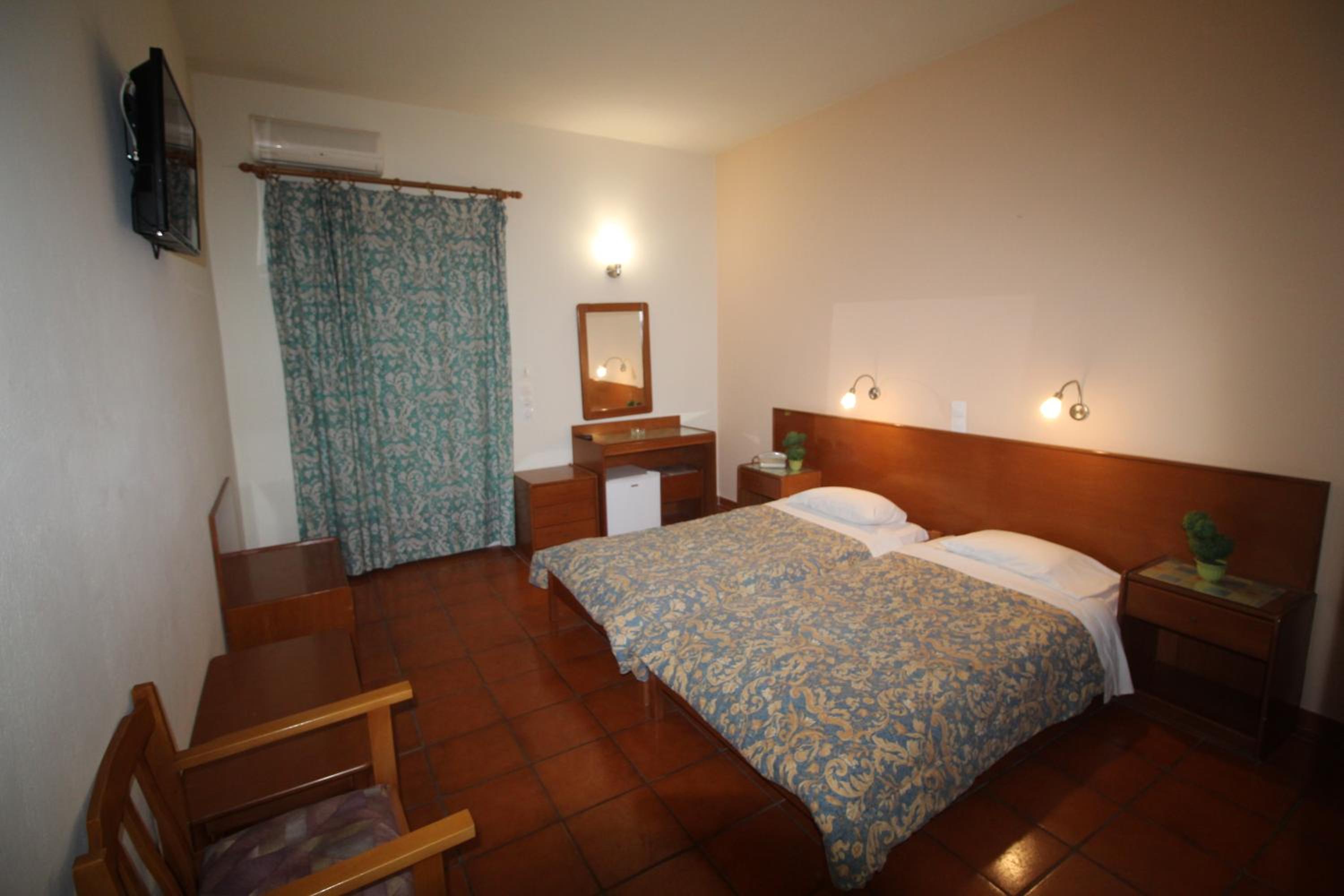 Double Room - Photo 1
