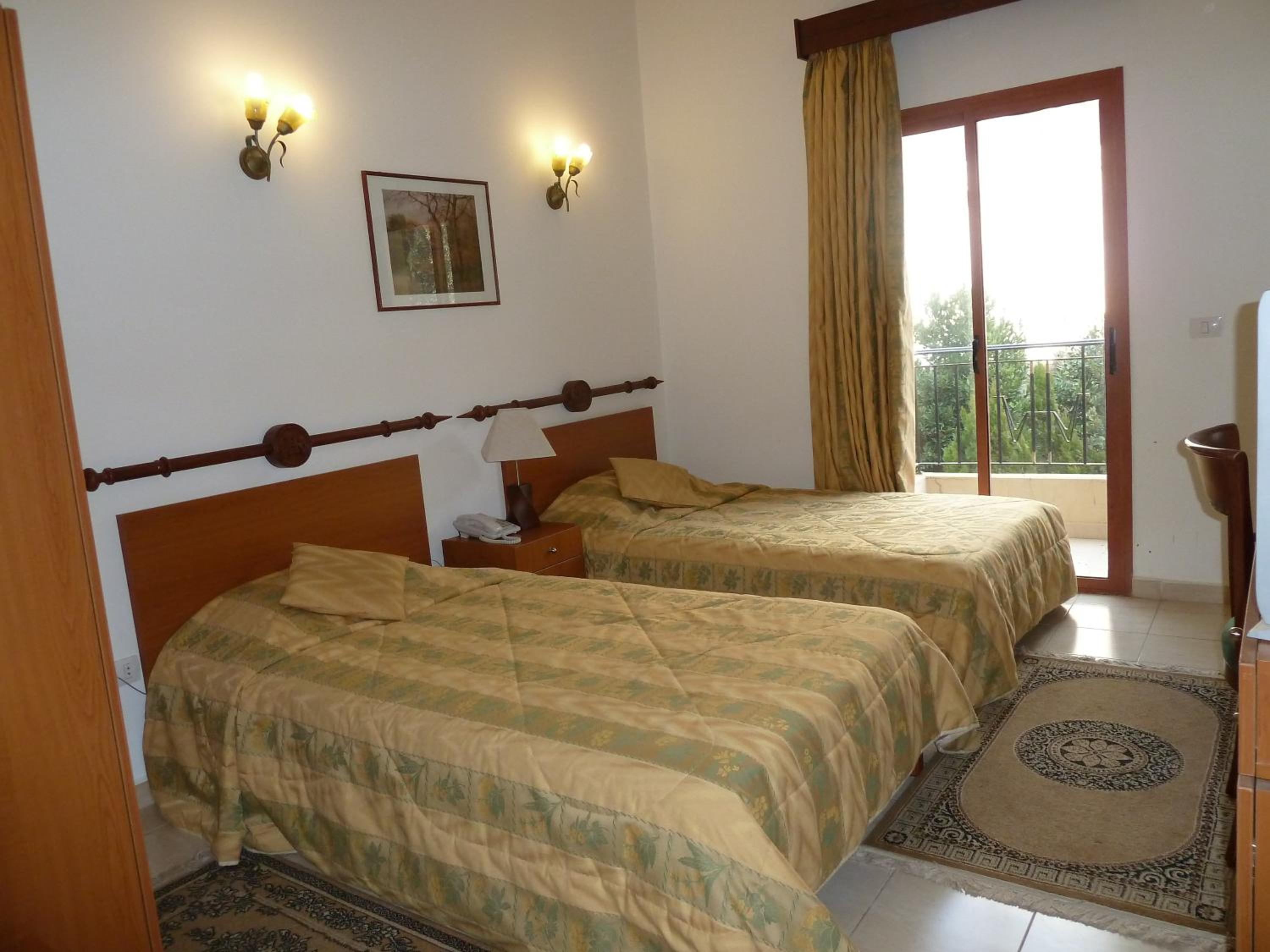 Standard Room - Street & Mountain View photo 1