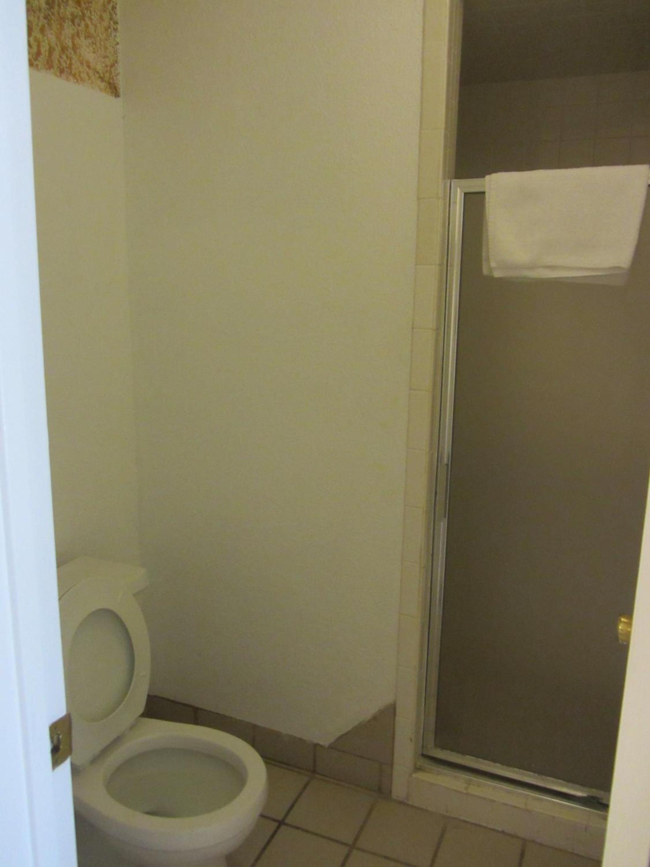 Deluxe King Room photo 2