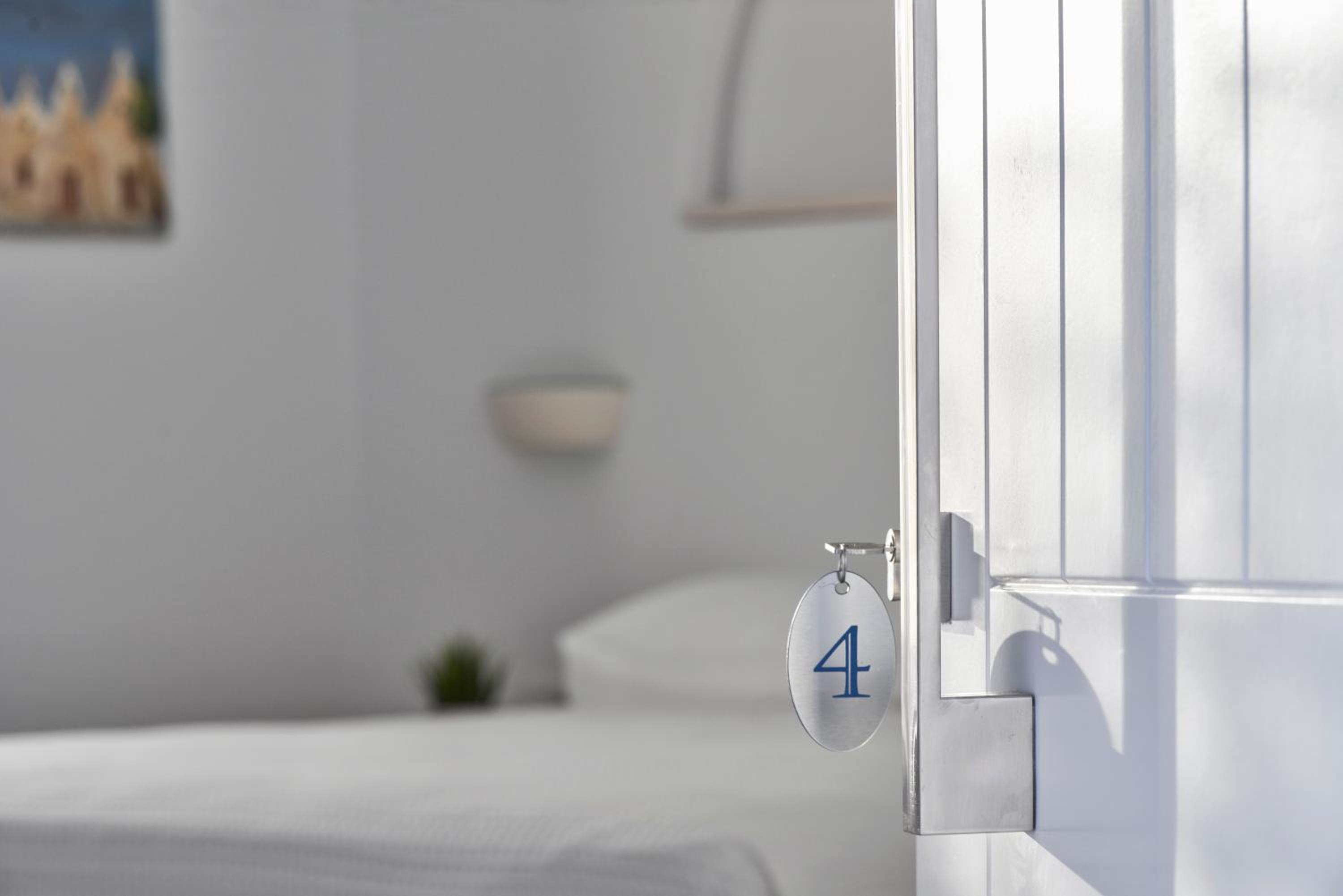 Deluxe Double Room with Side Sea View - Photo 19