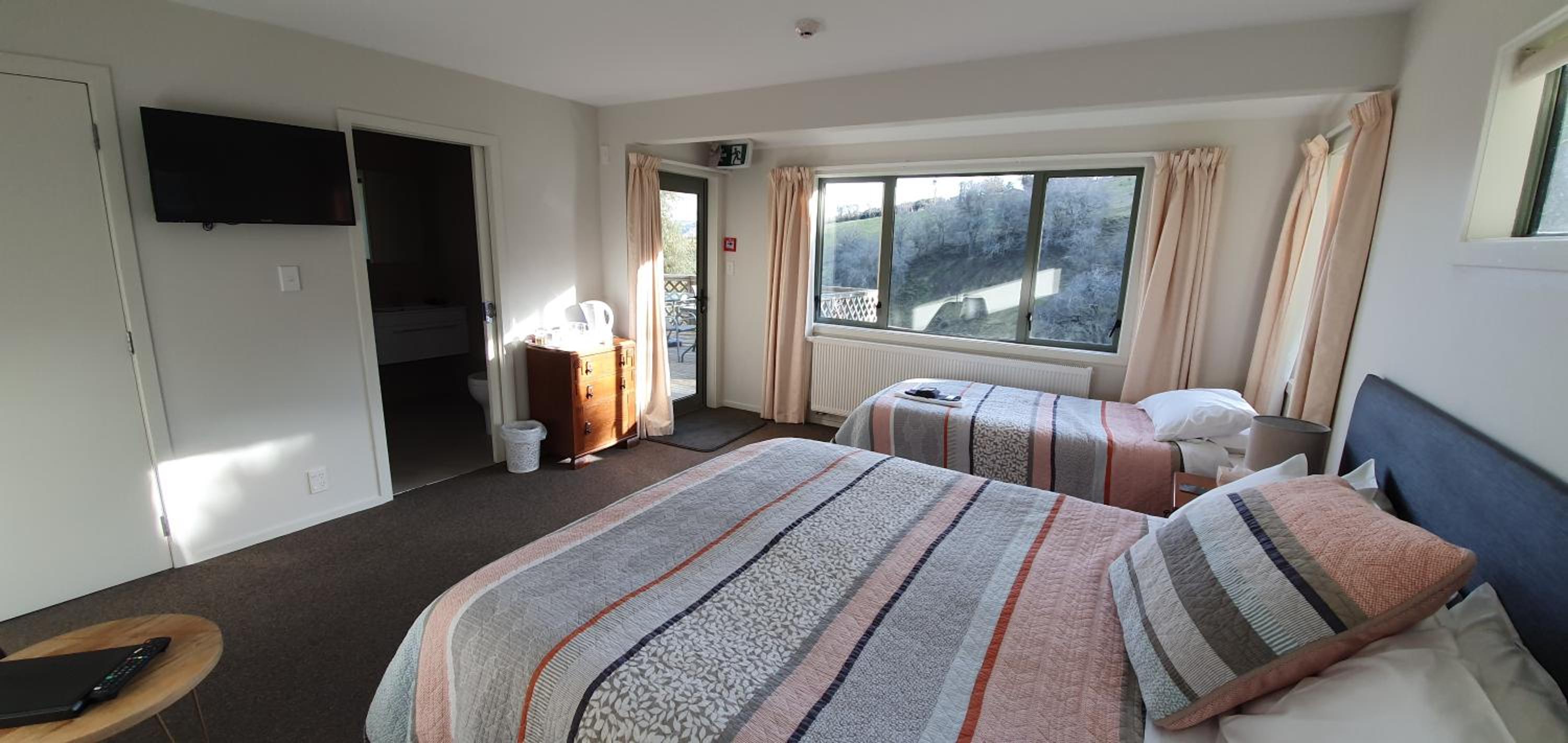 Luxury King Room