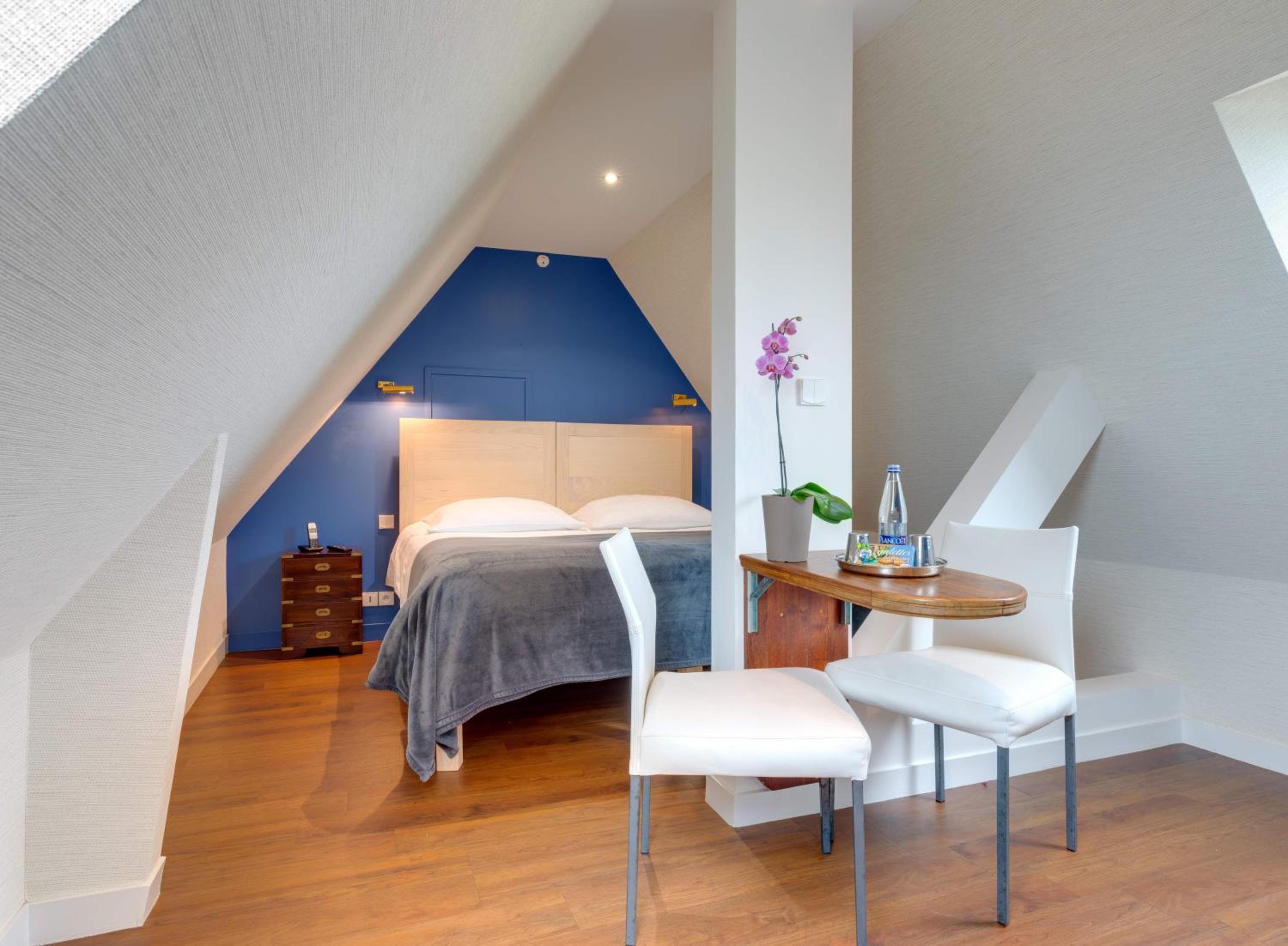 Duplex Room