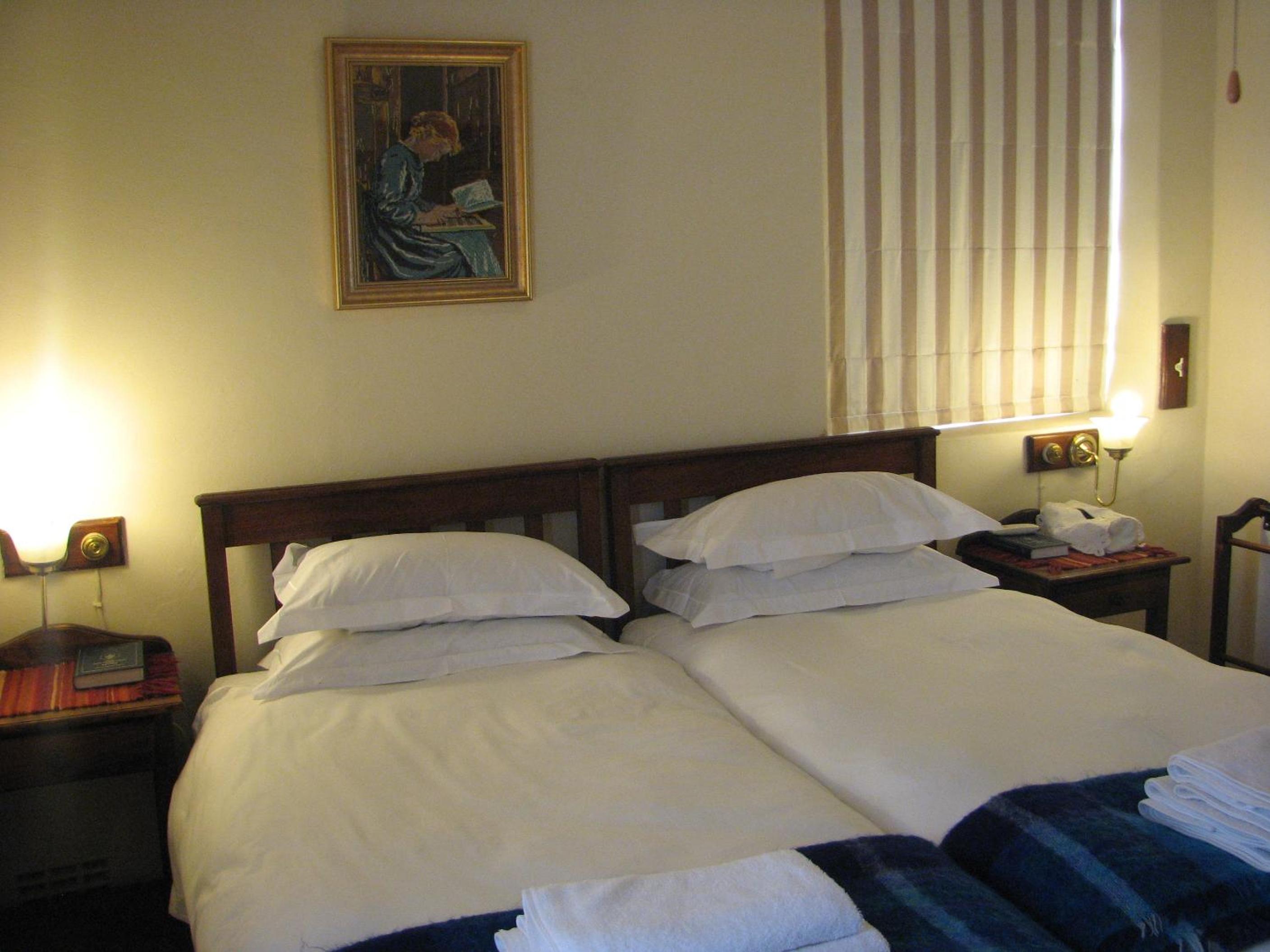 Apartment photo 2