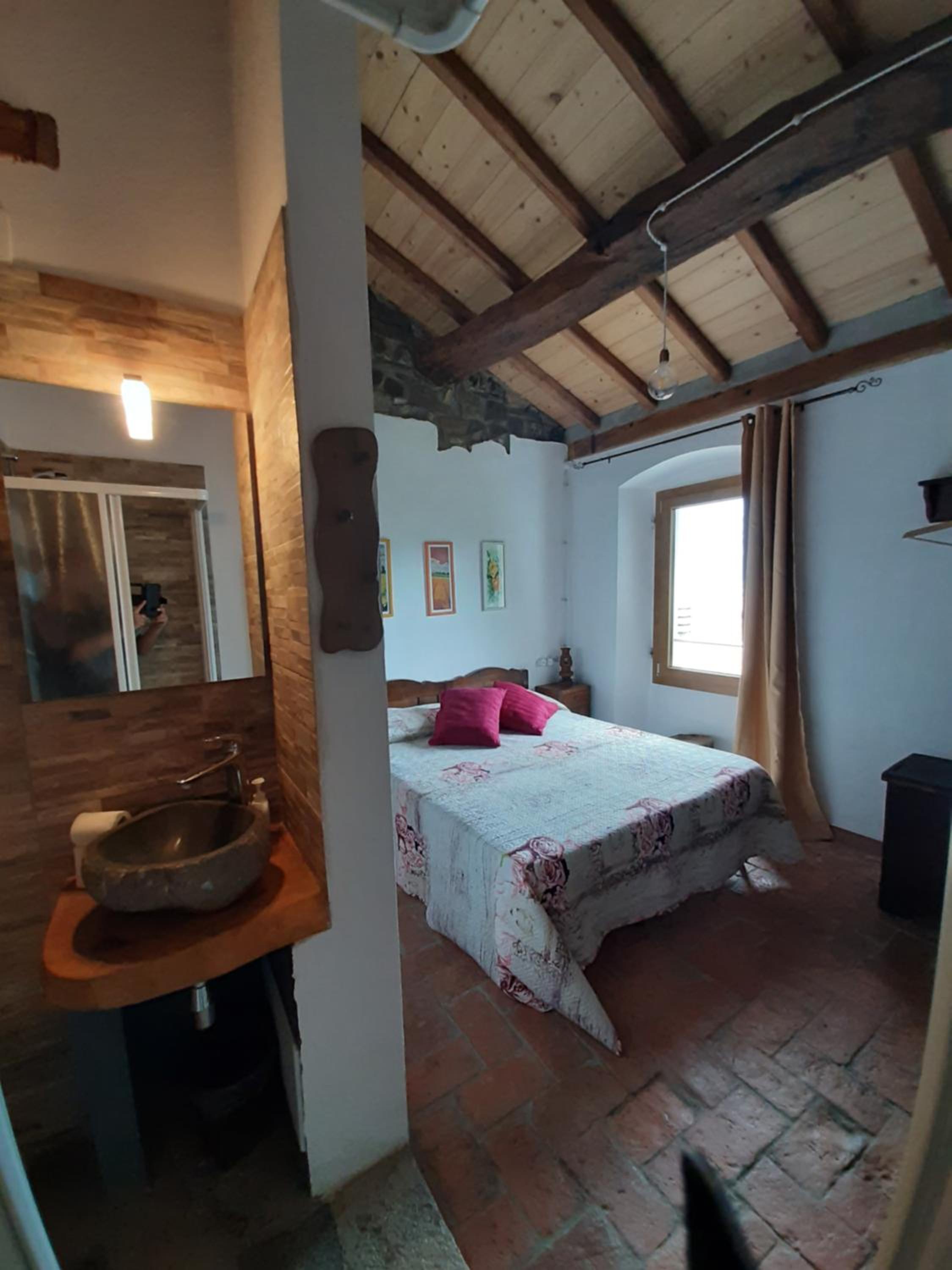 Double Room with Lake View - Photo 2