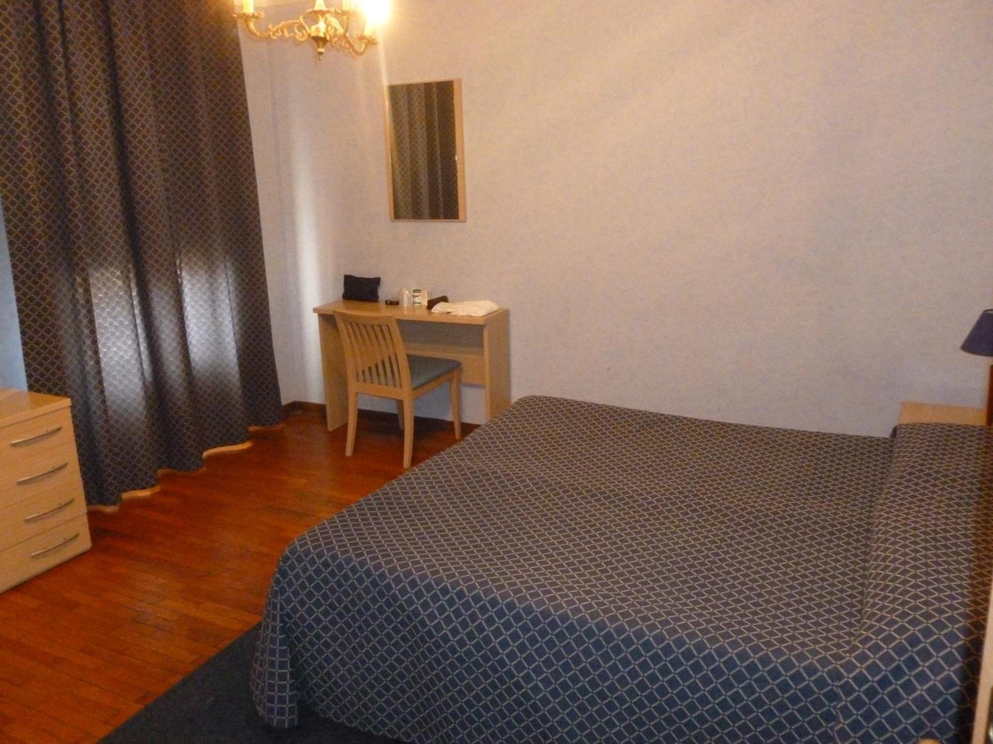 Quadruple Room - Photo 6
