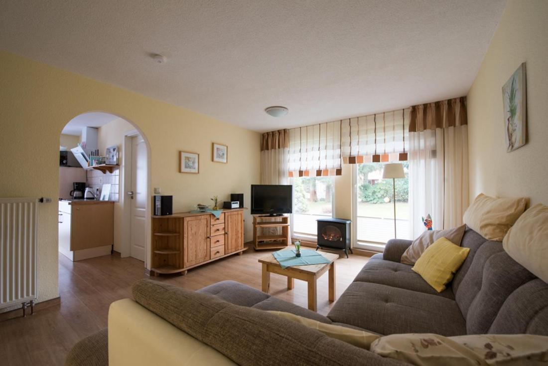 Two-Bedroom Holiday Home 2 photo 2