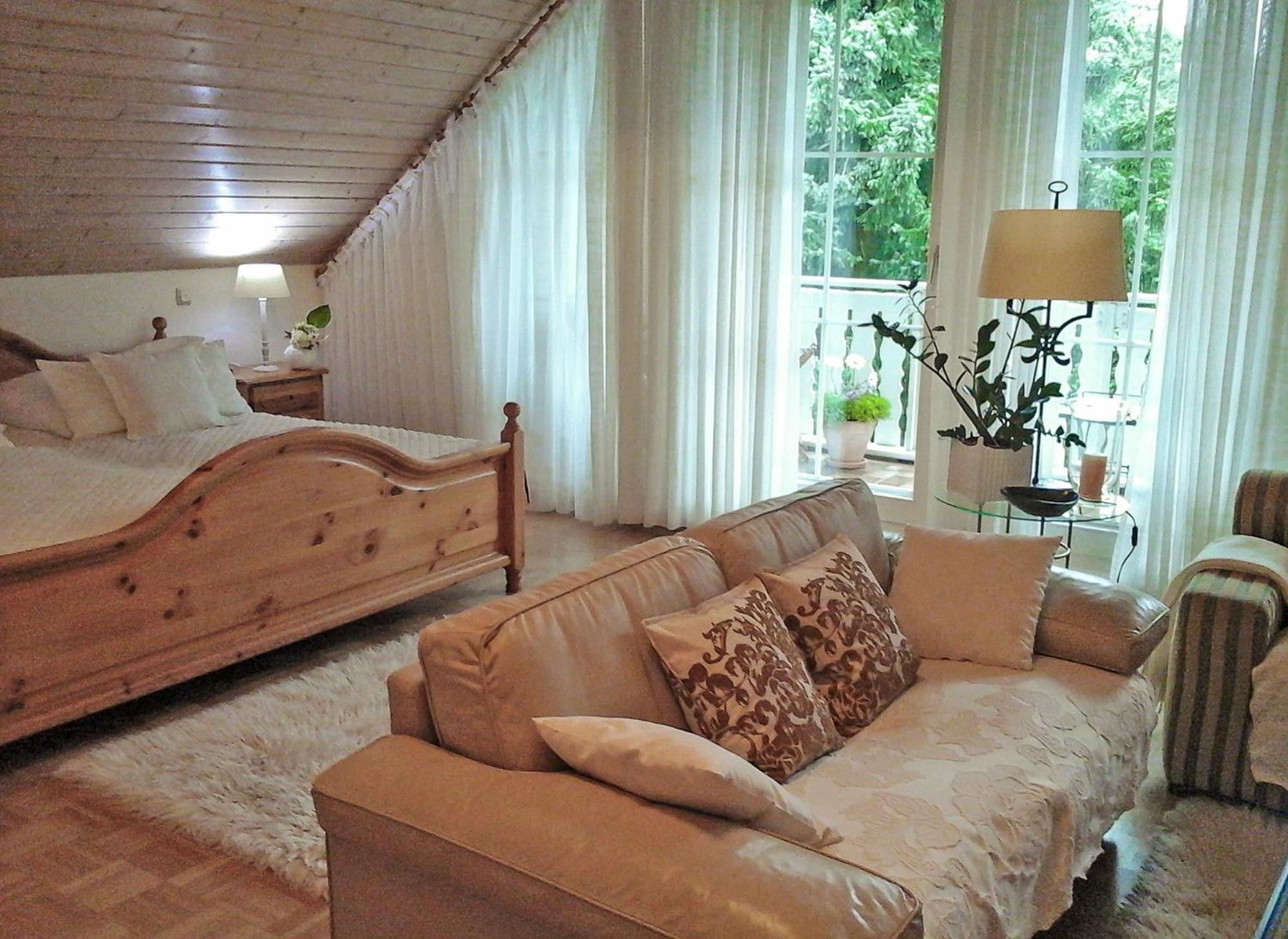 Apartment with Garden View - Photo 1