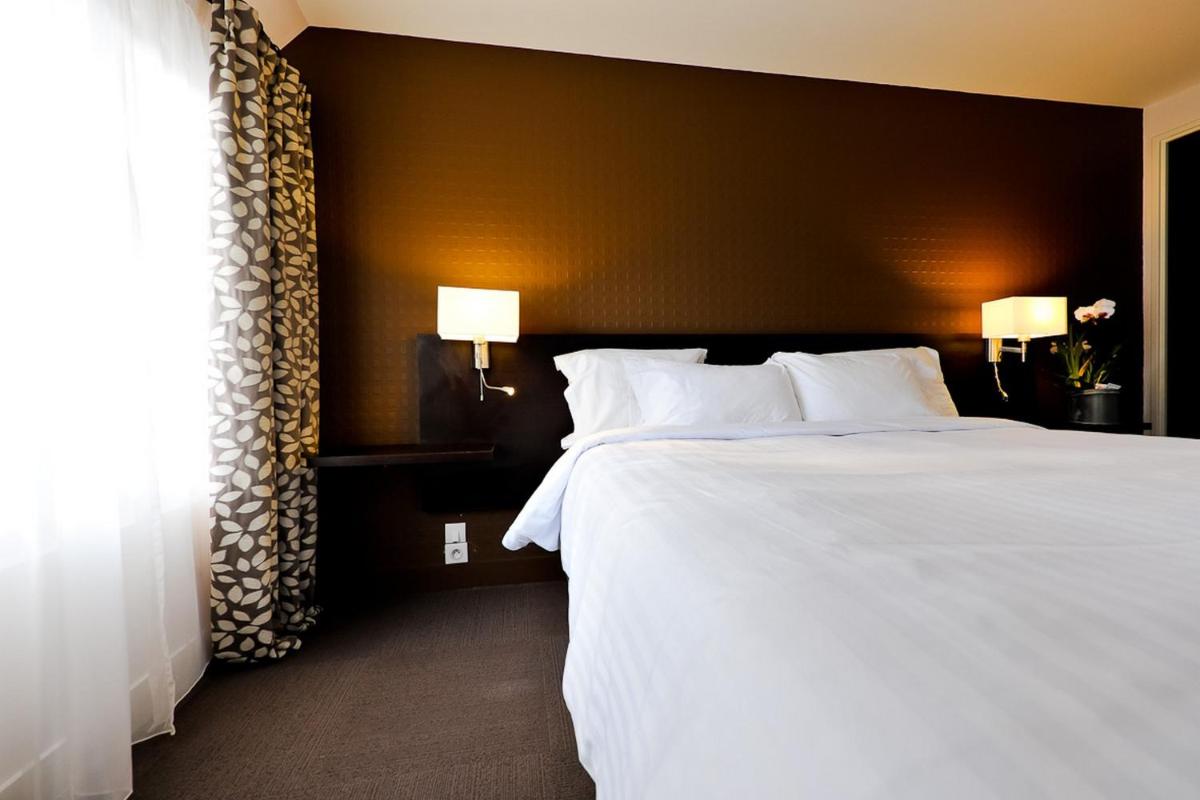 Double or Twin Room - Photo 2