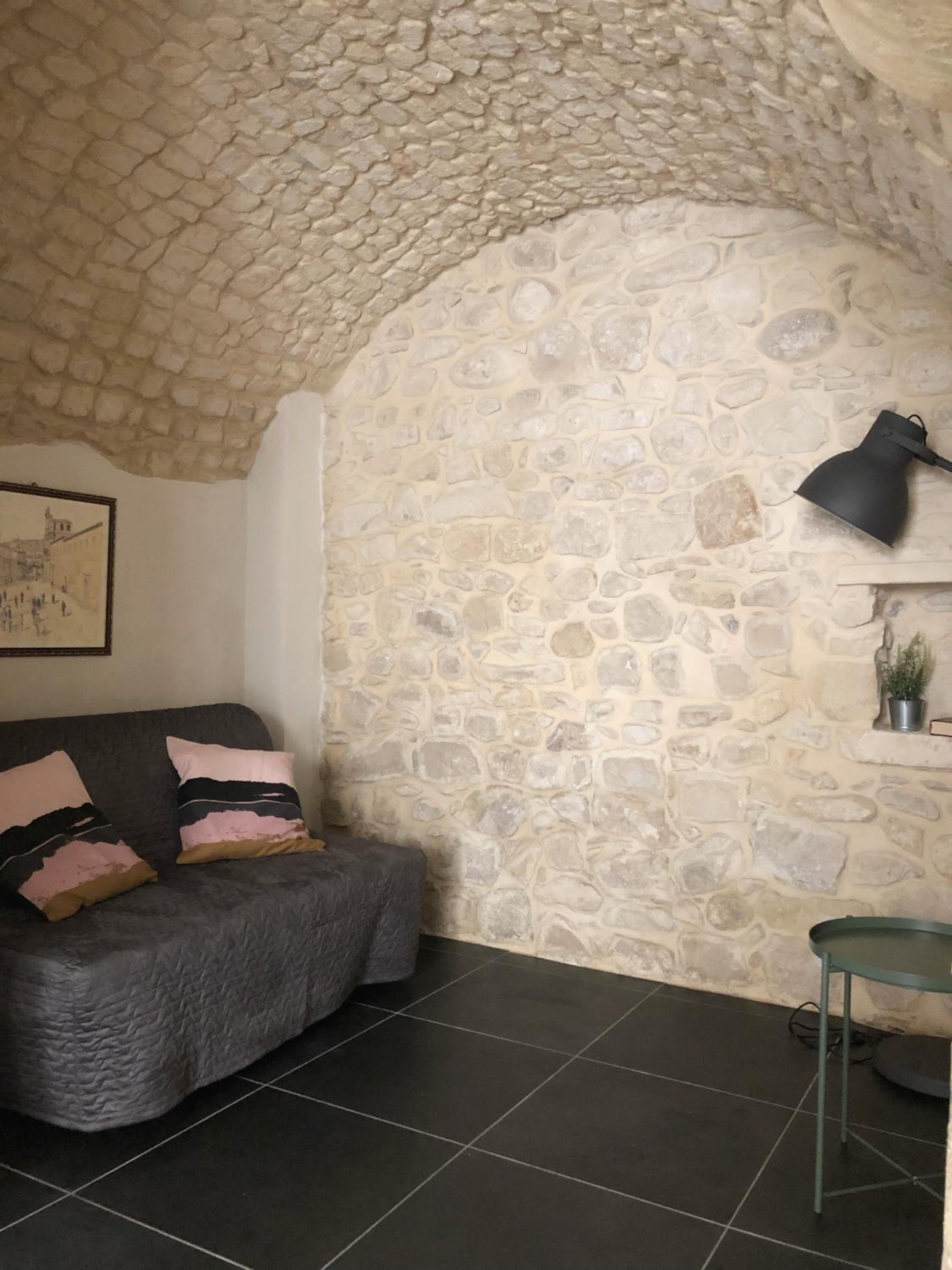 One-Bedroom House photo 1