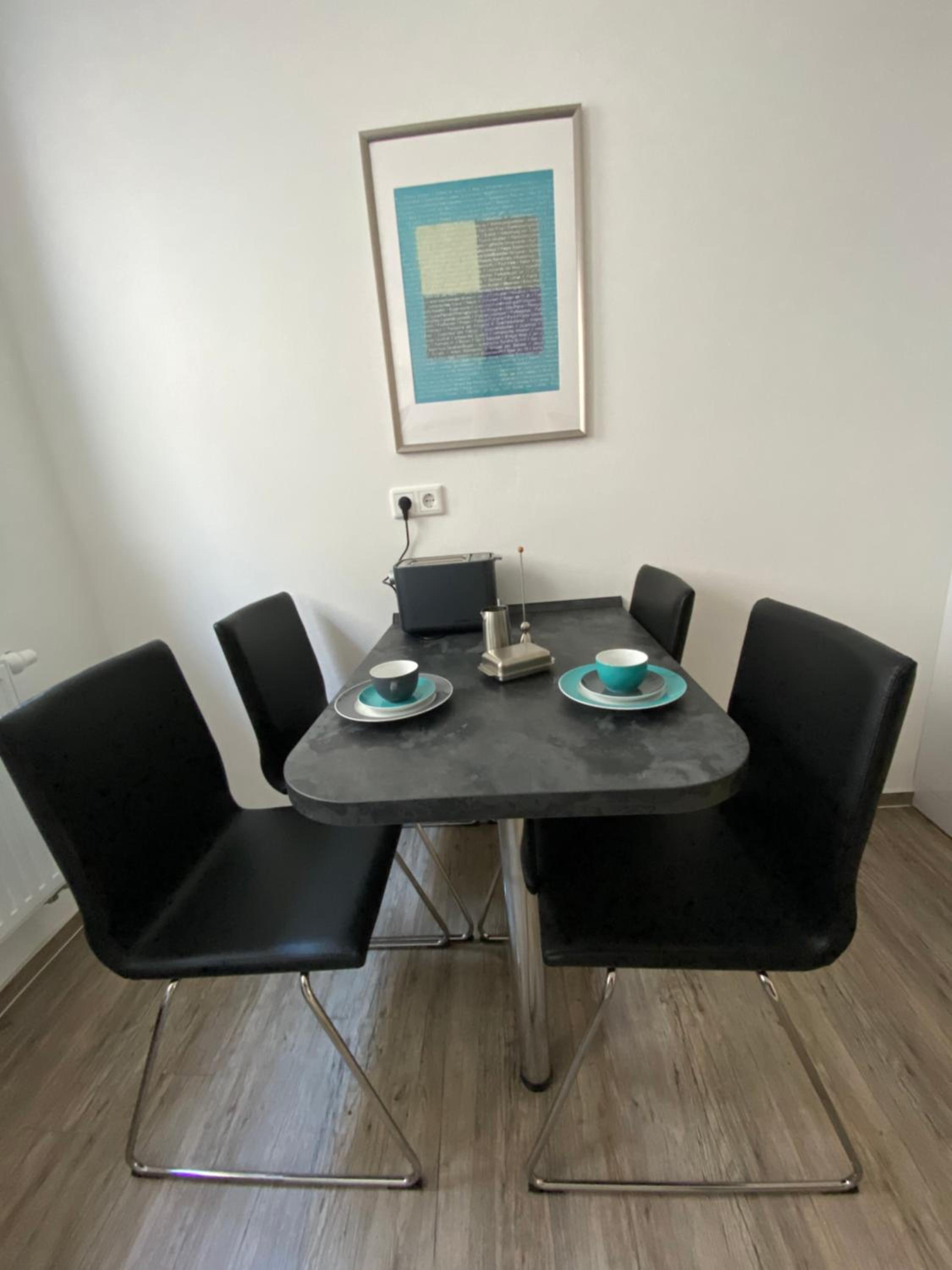 One-Bedroom Apartment (No.2) - Photo 7