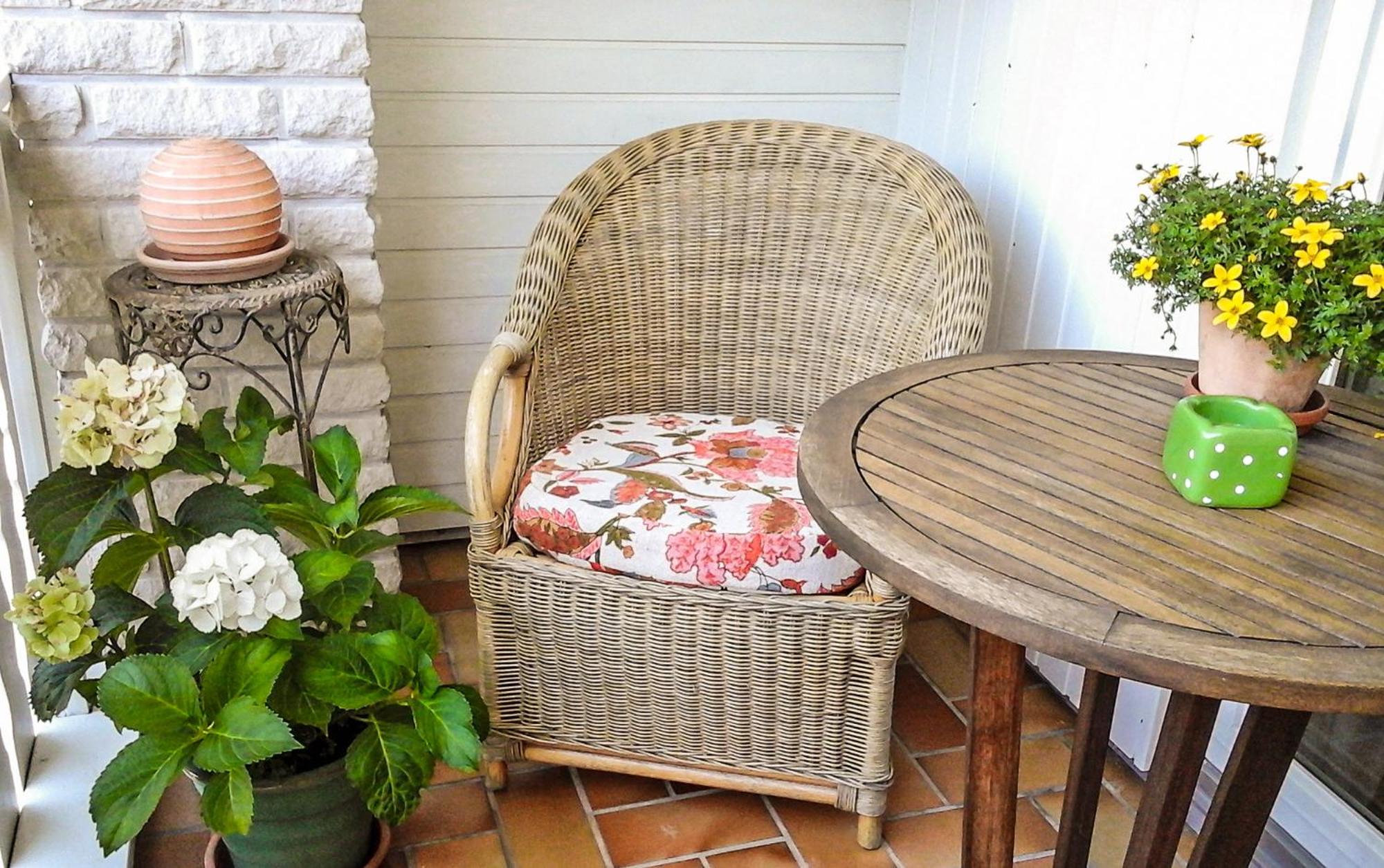 Apartment with Garden View - Photo 5