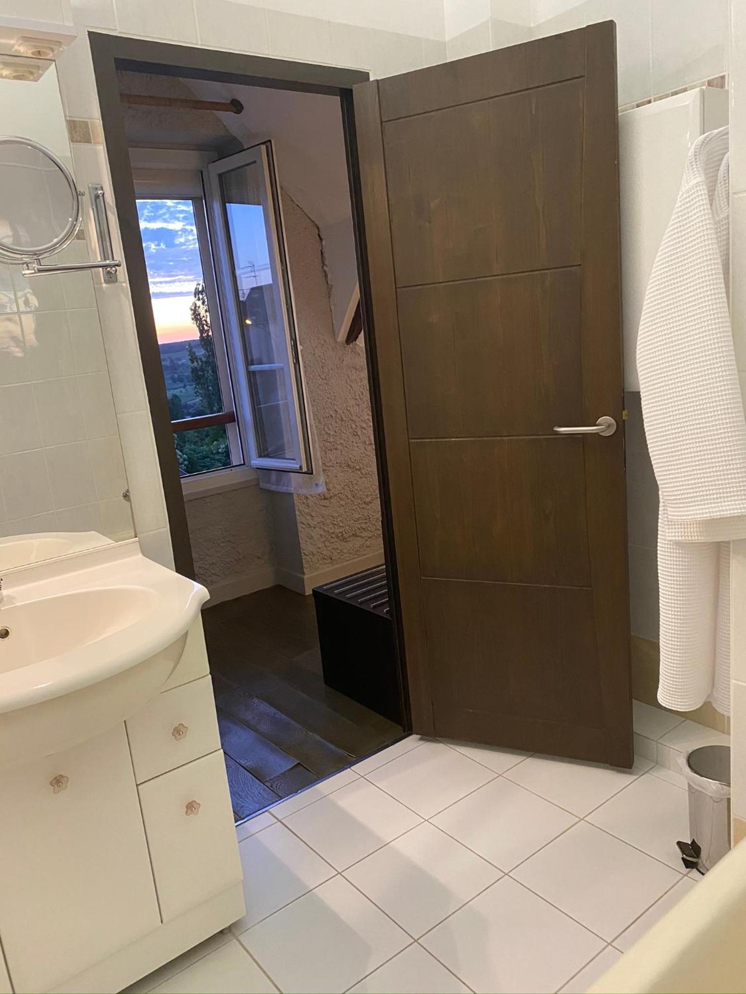 Double Room with Bath photo 2