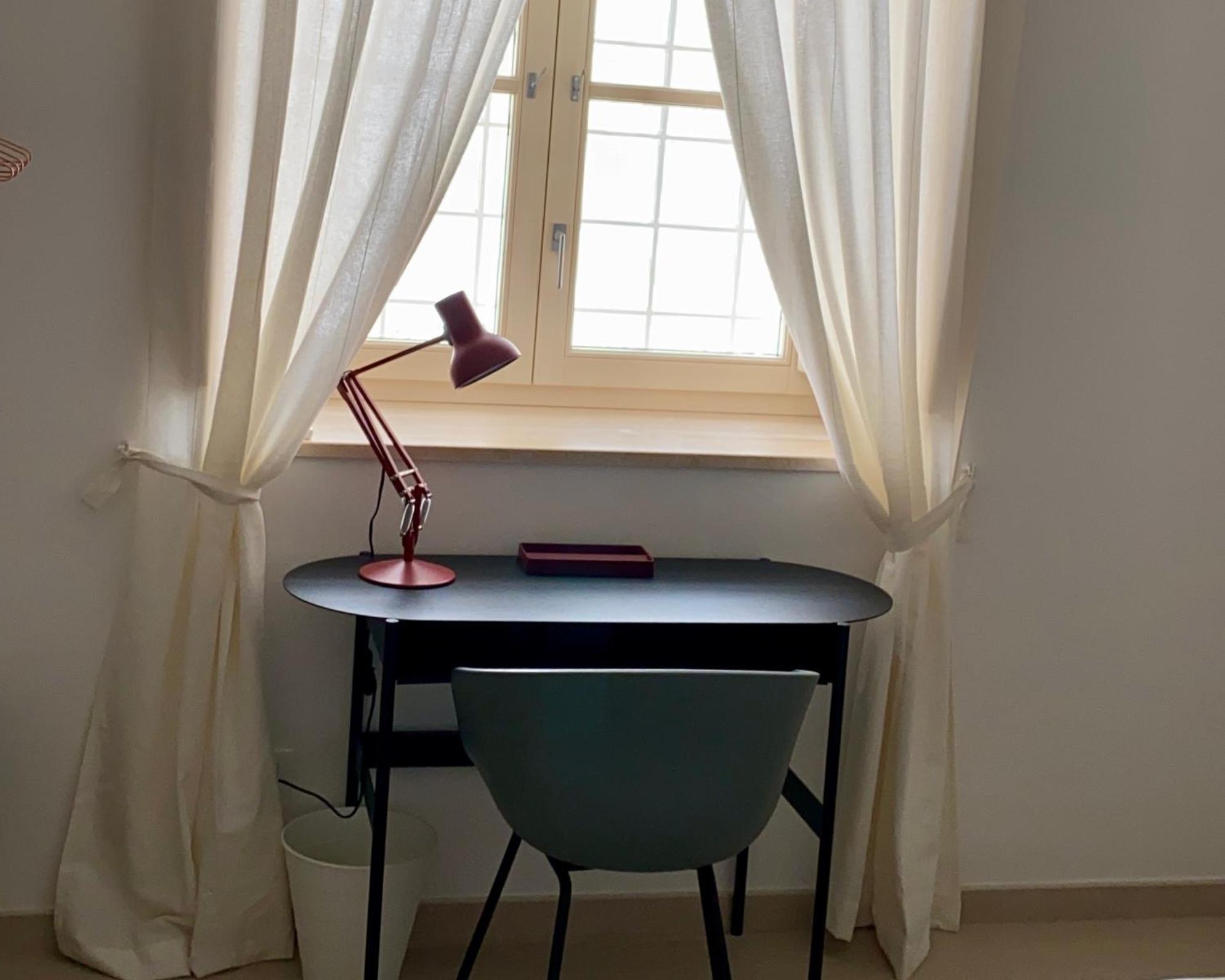 Deluxe Queen Room - Photo 2