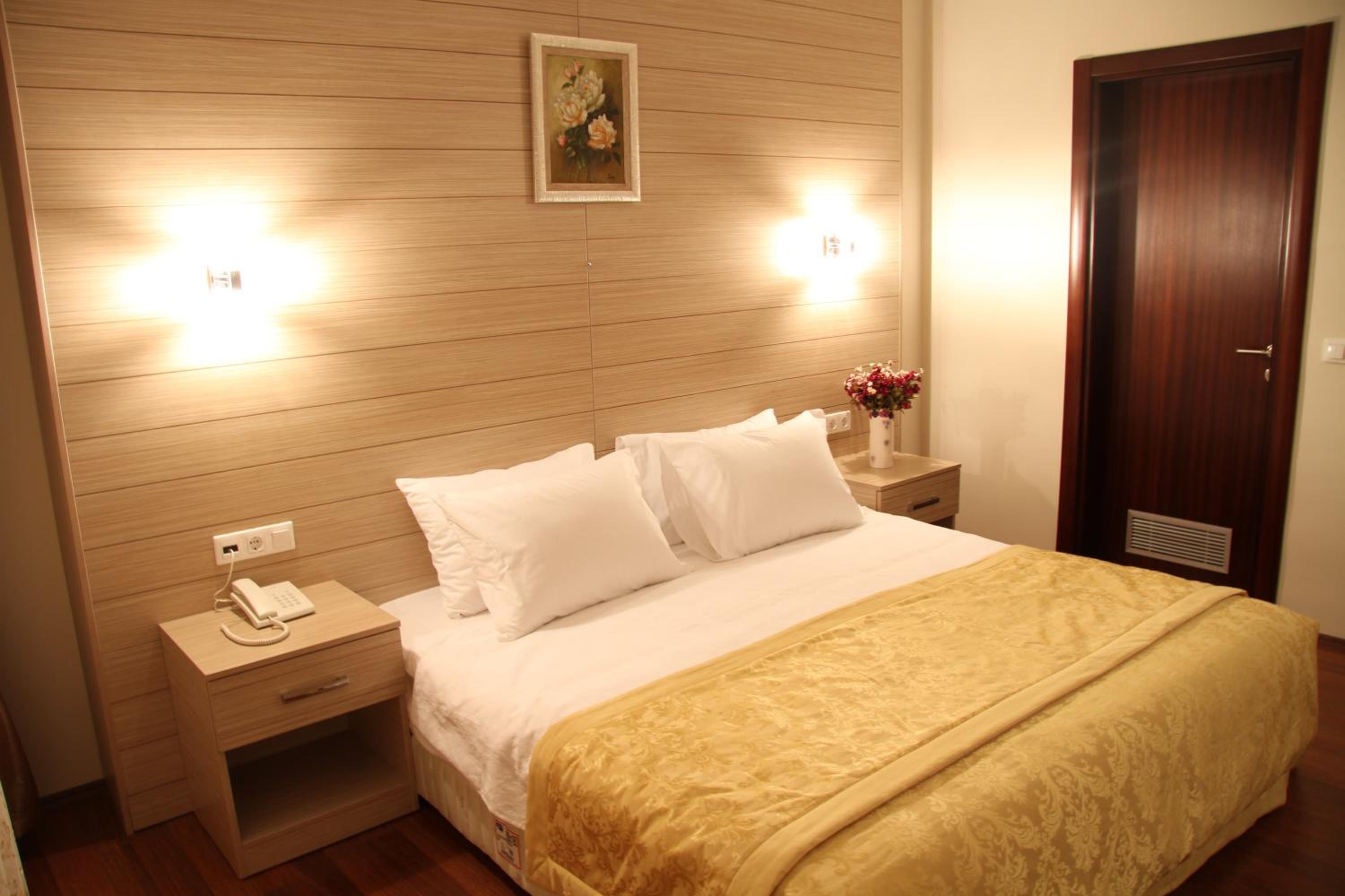 Double or Twin Room photo 2