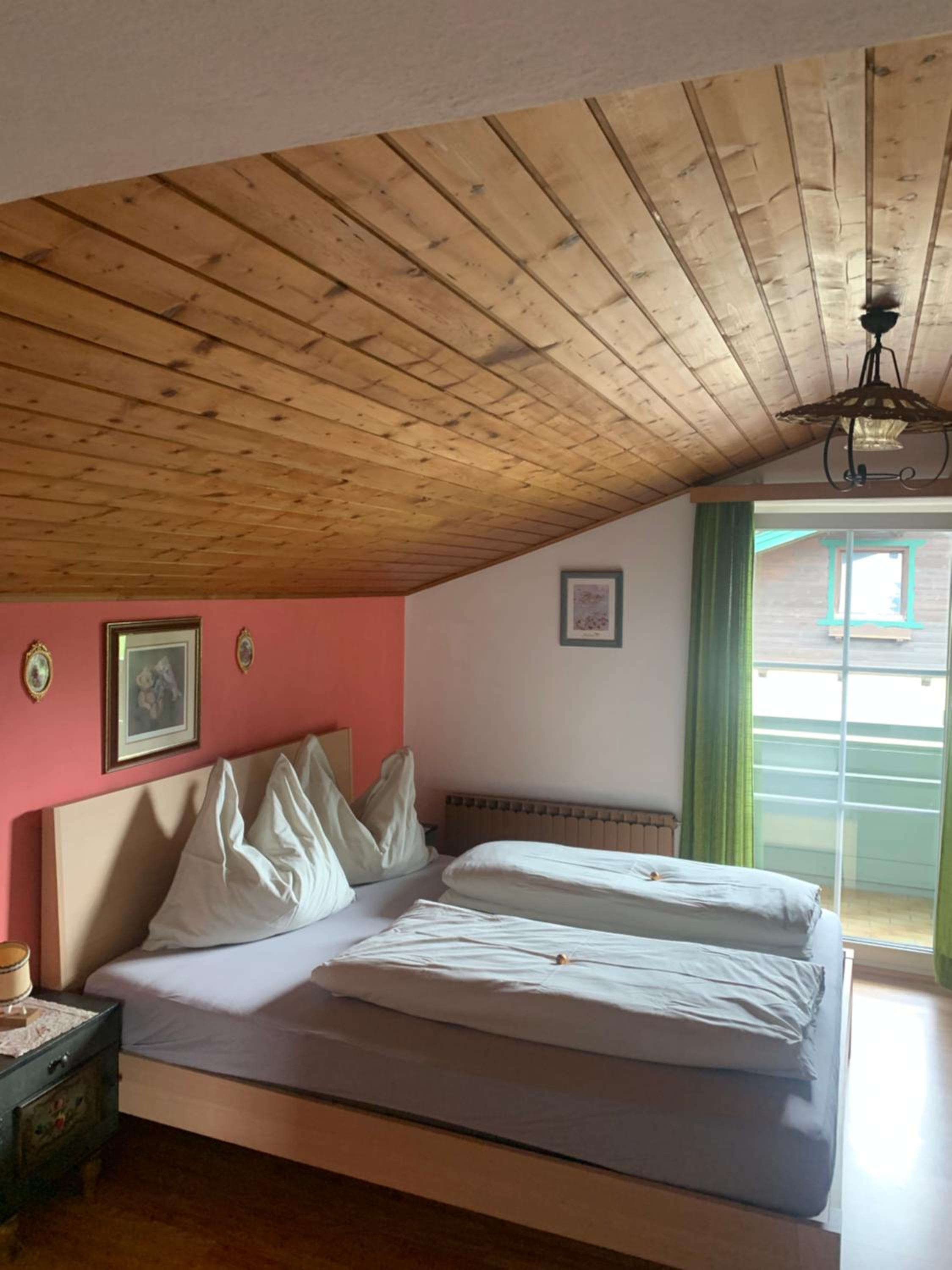 Budget Double Room photo 3