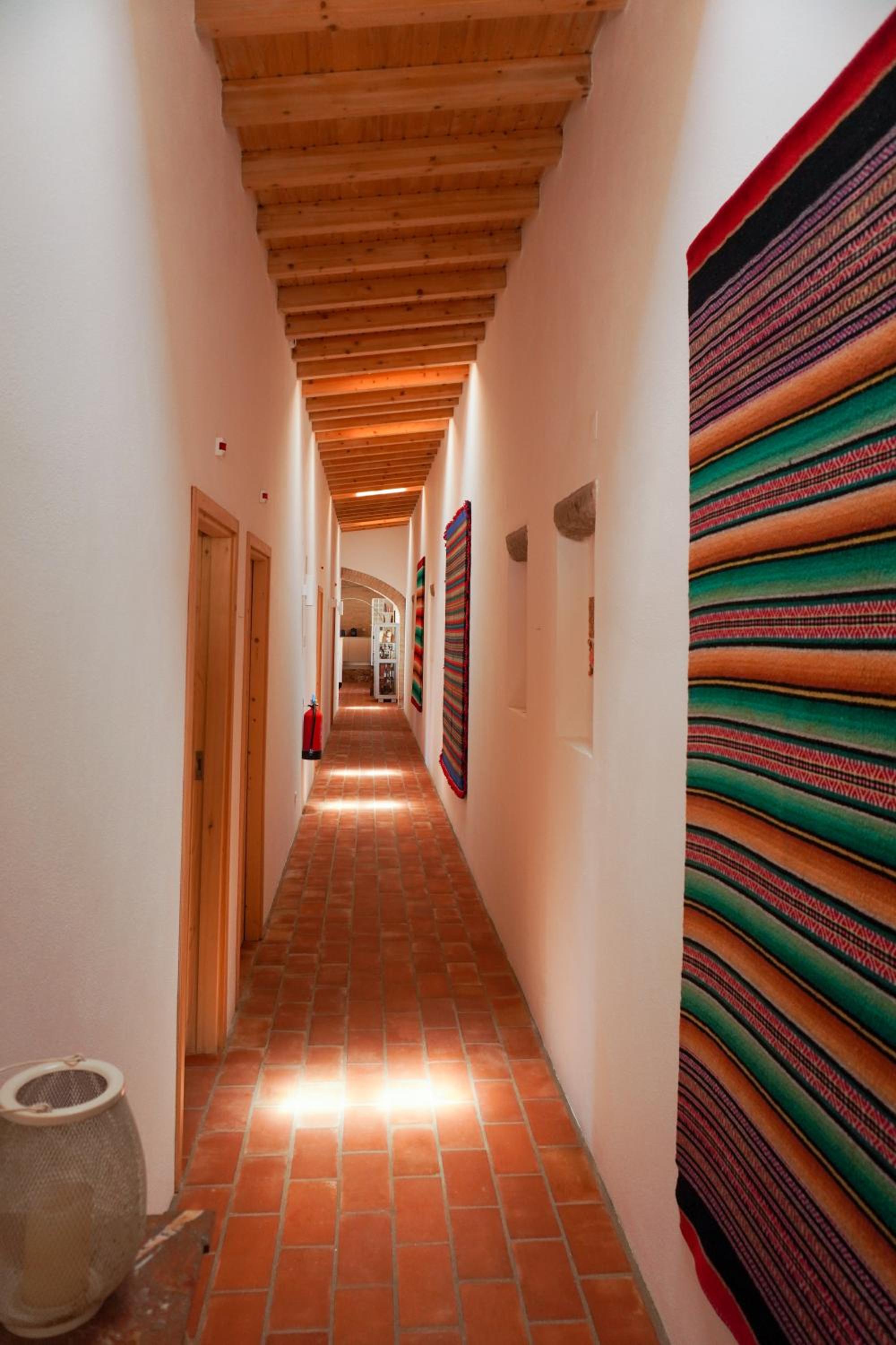 Quadruple Room with Mountain View - Photo 25