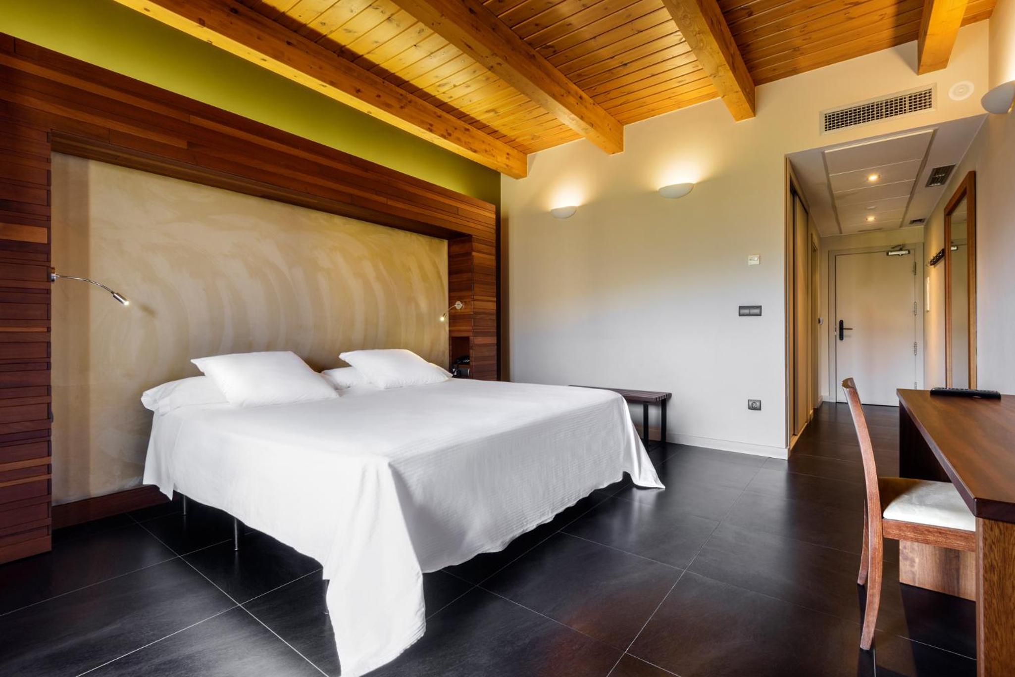 Double Room with Pool View