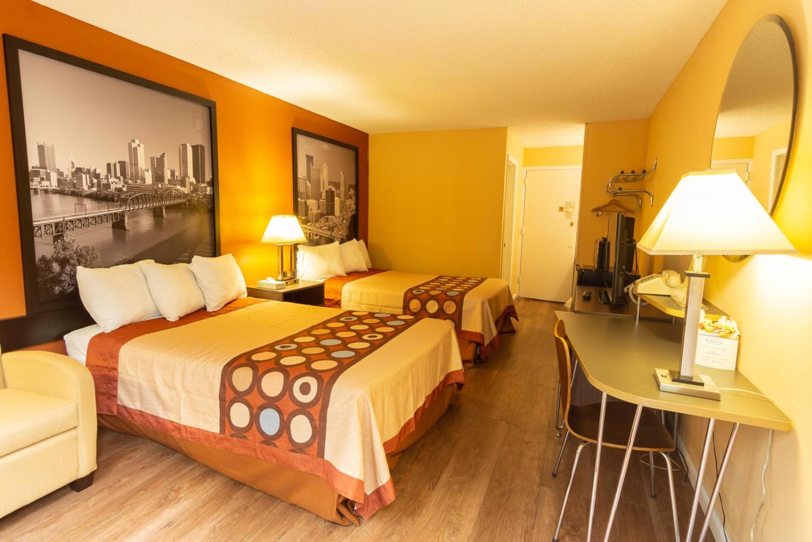 Double Room with Two Double Beds - Non-Smoking - Photo 1