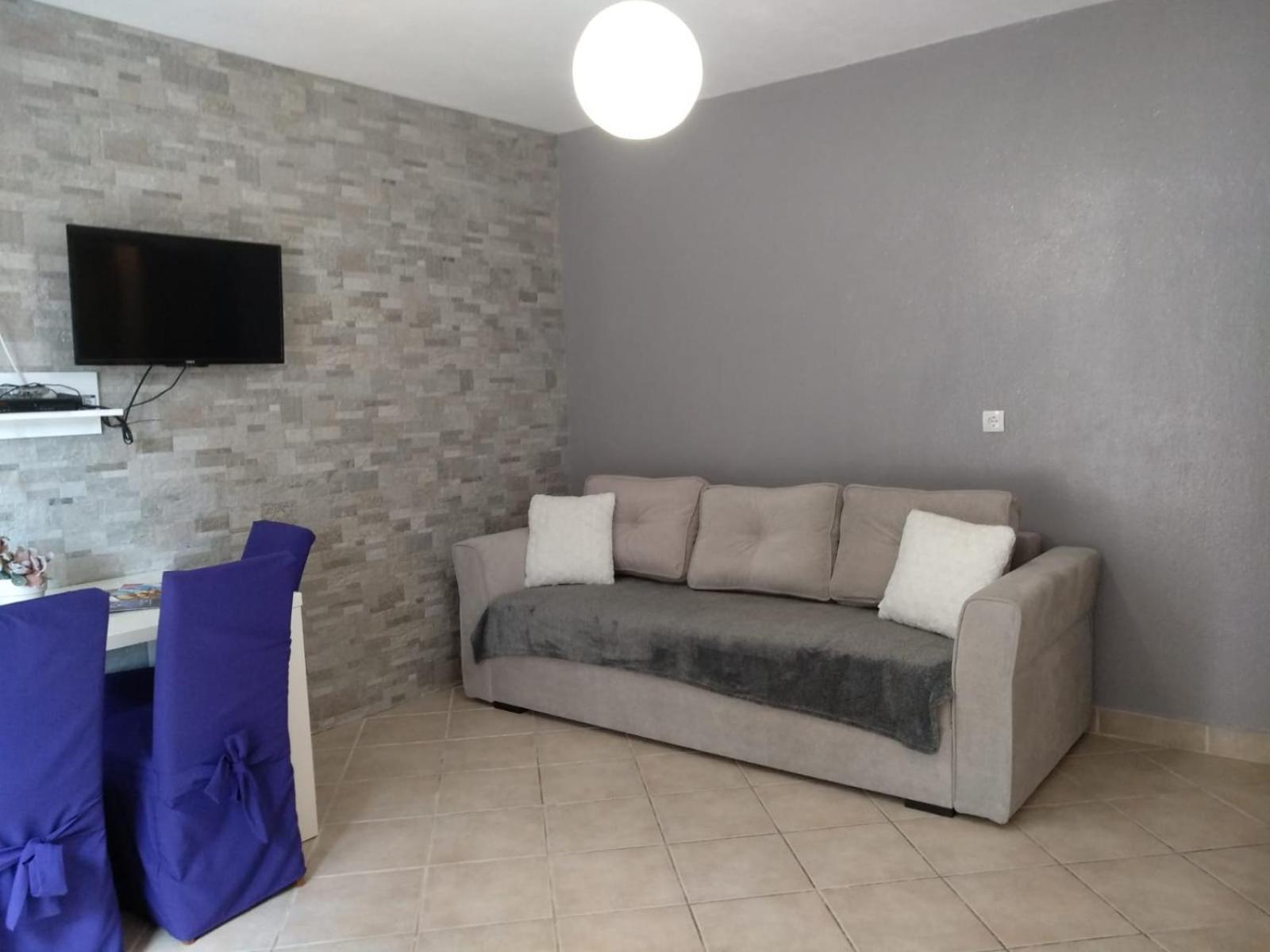 One-Bedroom Apartment with Sea View (3 Adults) photo 3
