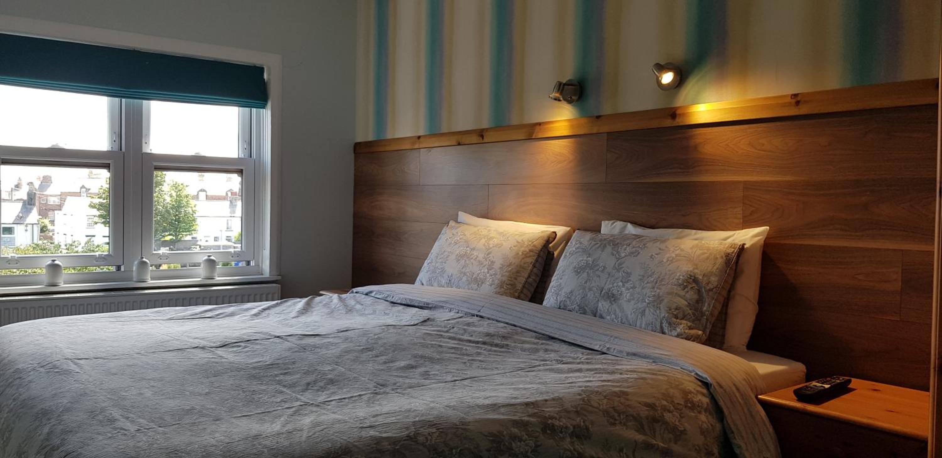 Deluxe Double or Twin Room with Garden View photo 3