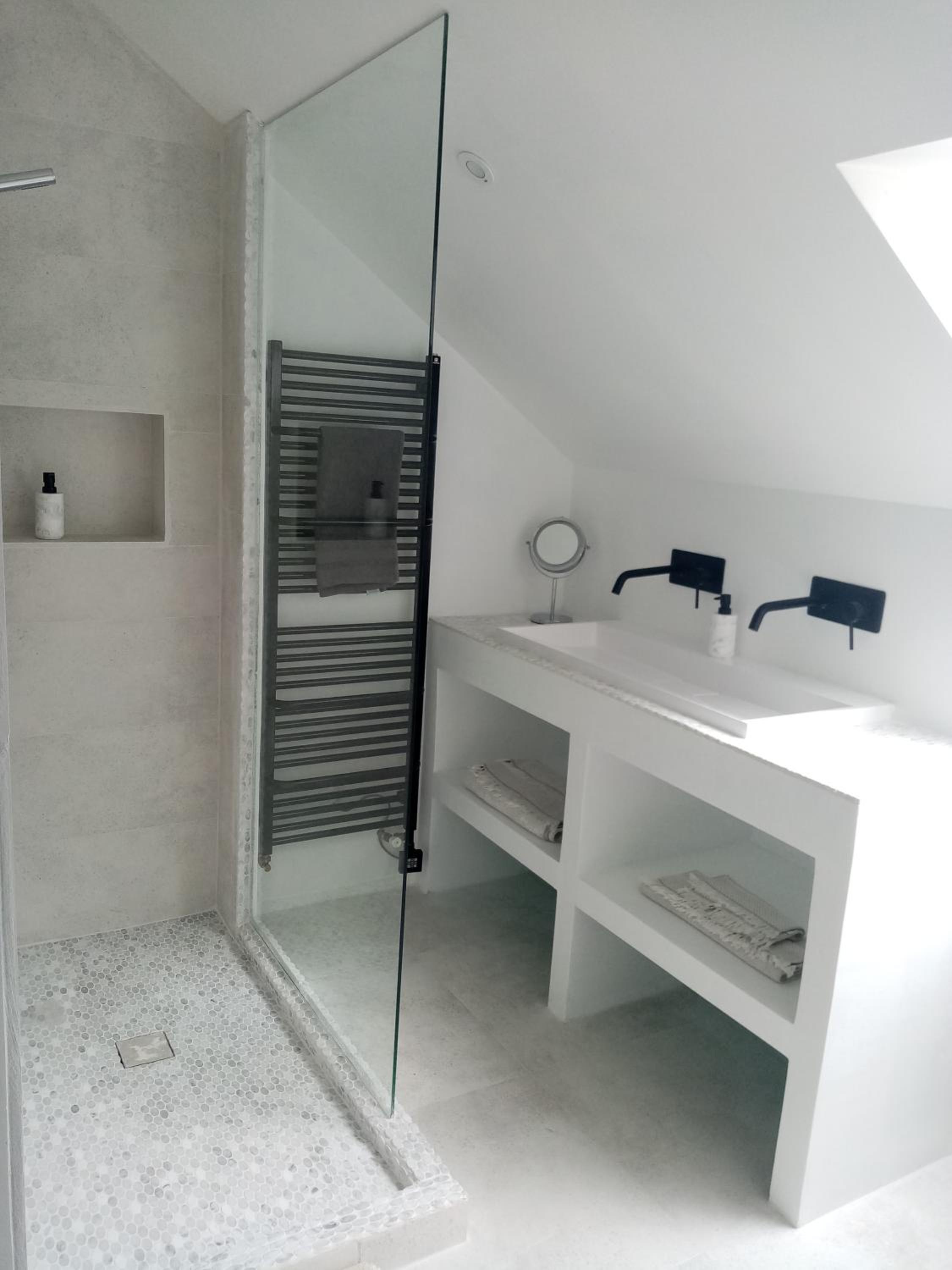 Double Room with Balcony - Photo 7