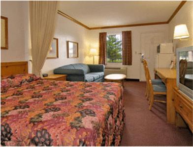 Queen Room - Non-Smoking photo 1