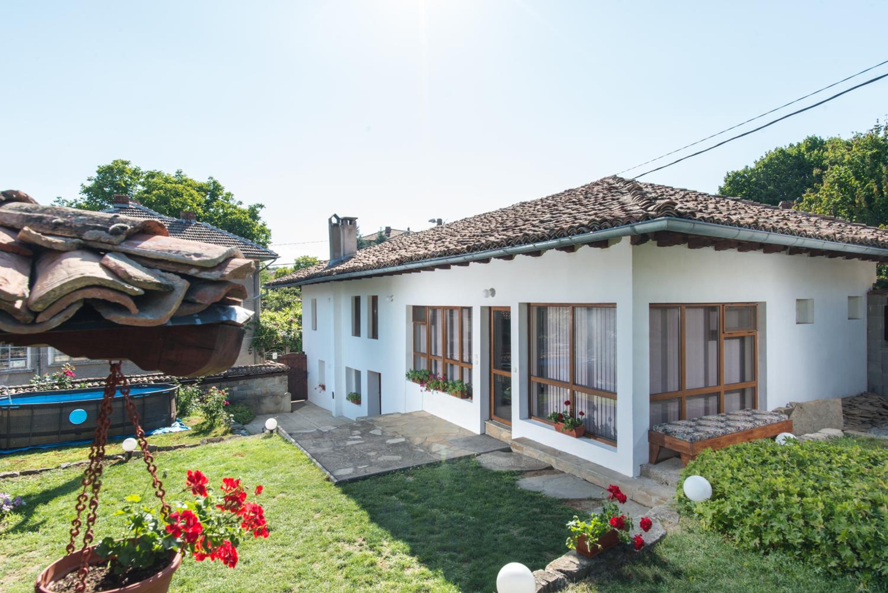 Three-Bedroom House photo 1