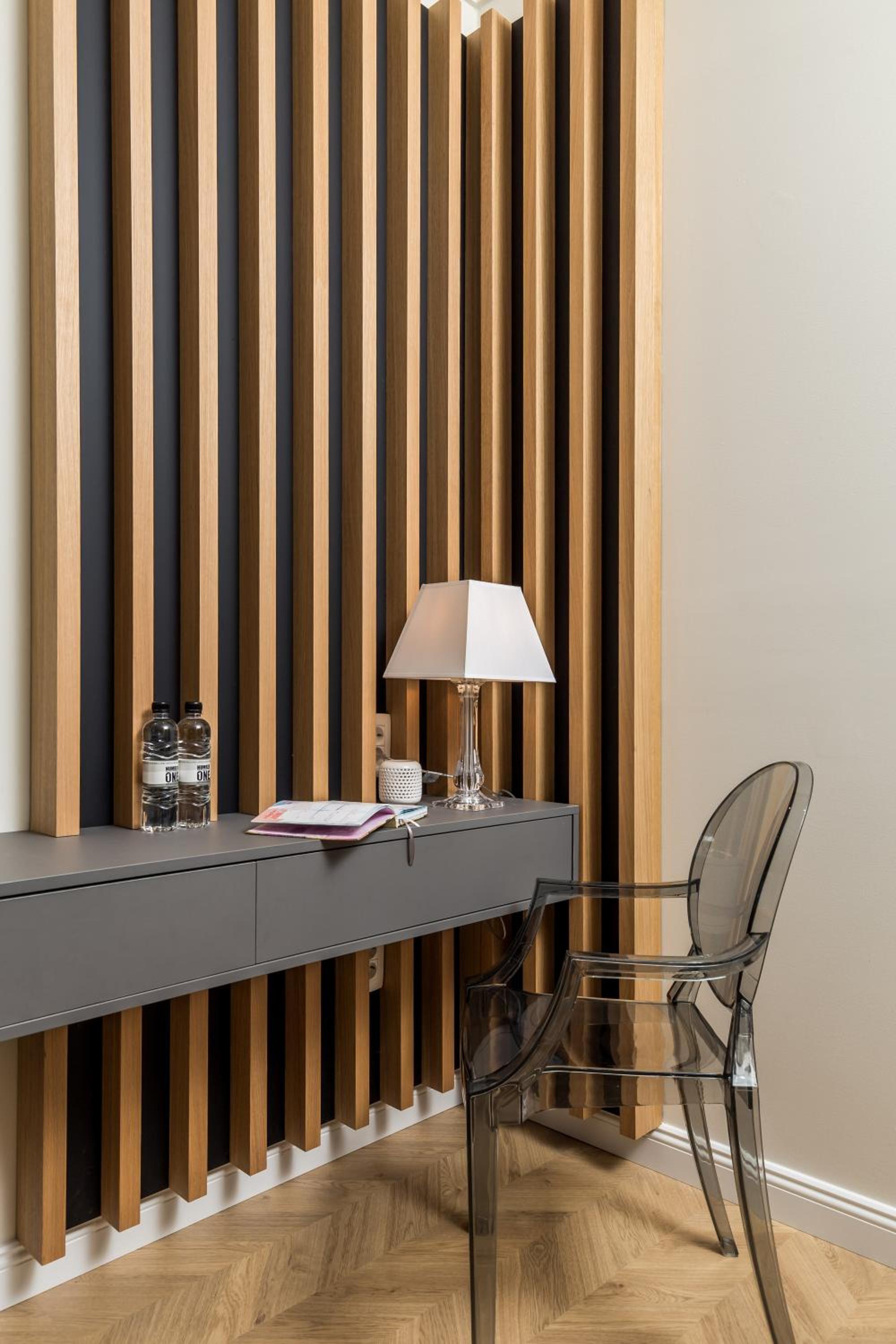 One-Bedroom Apartment - Photo 19