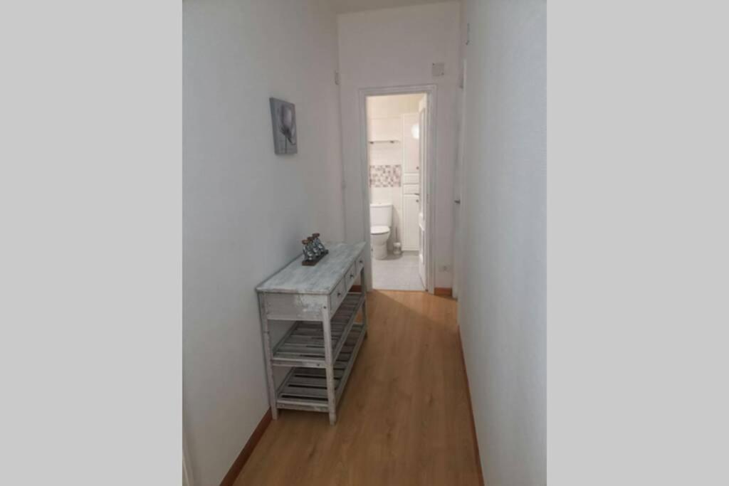 Three-Bedroom Apartment - Photo 7