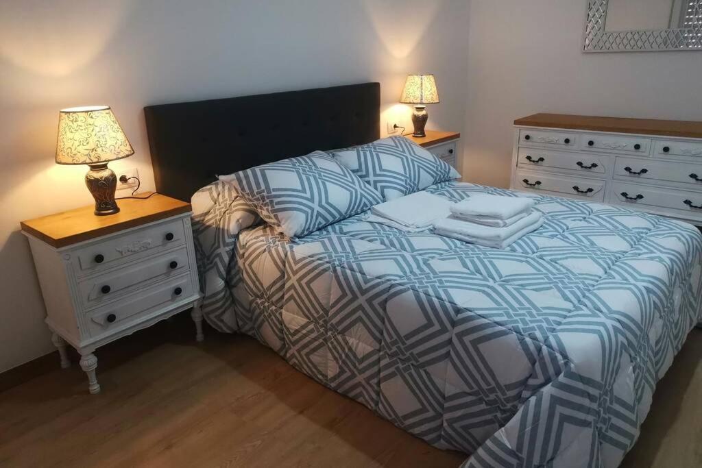 Three-Bedroom Apartment - Photo 25