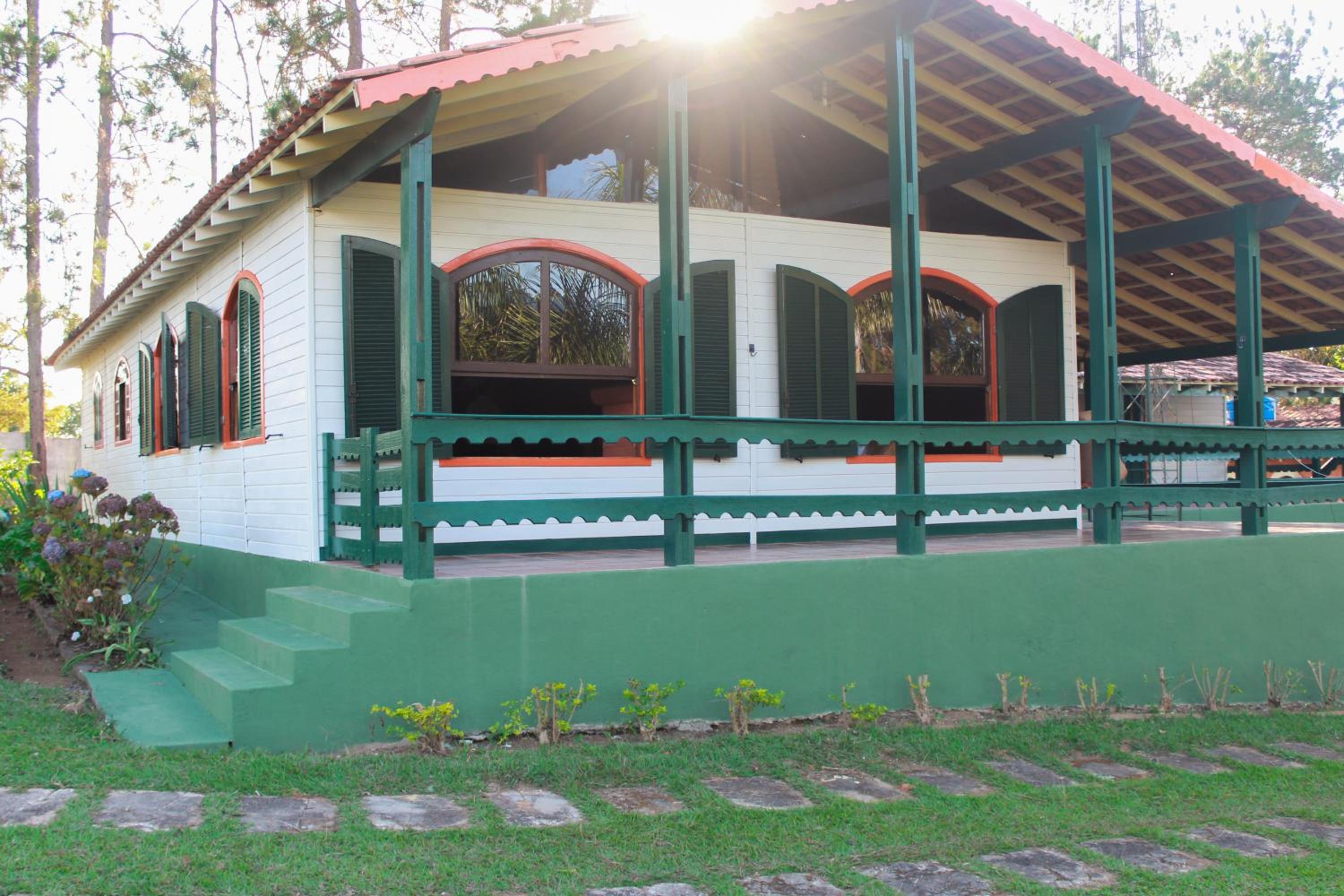 Four-Bedroom House photo 2