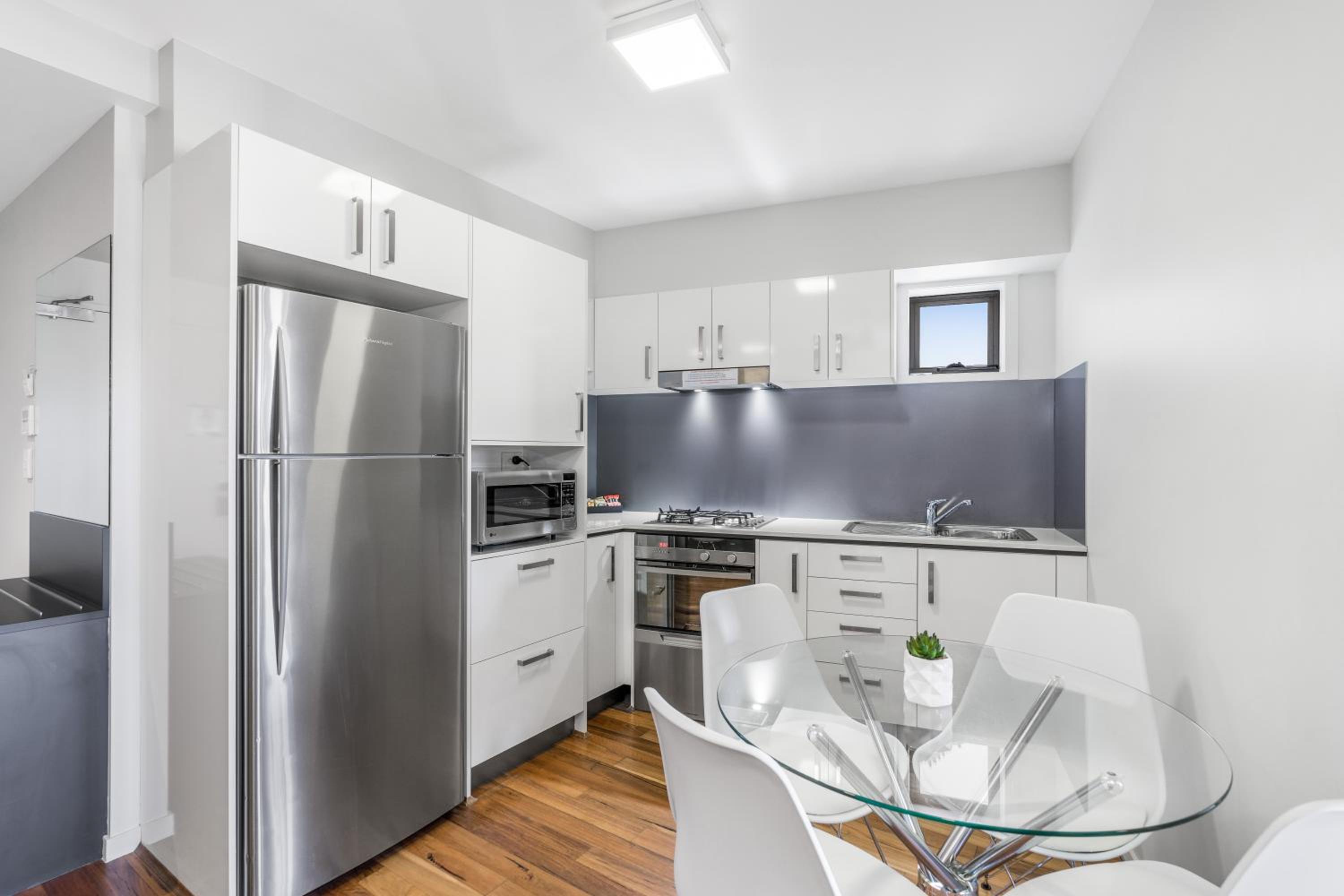 Two-Bedroom Apartment - Photo 11