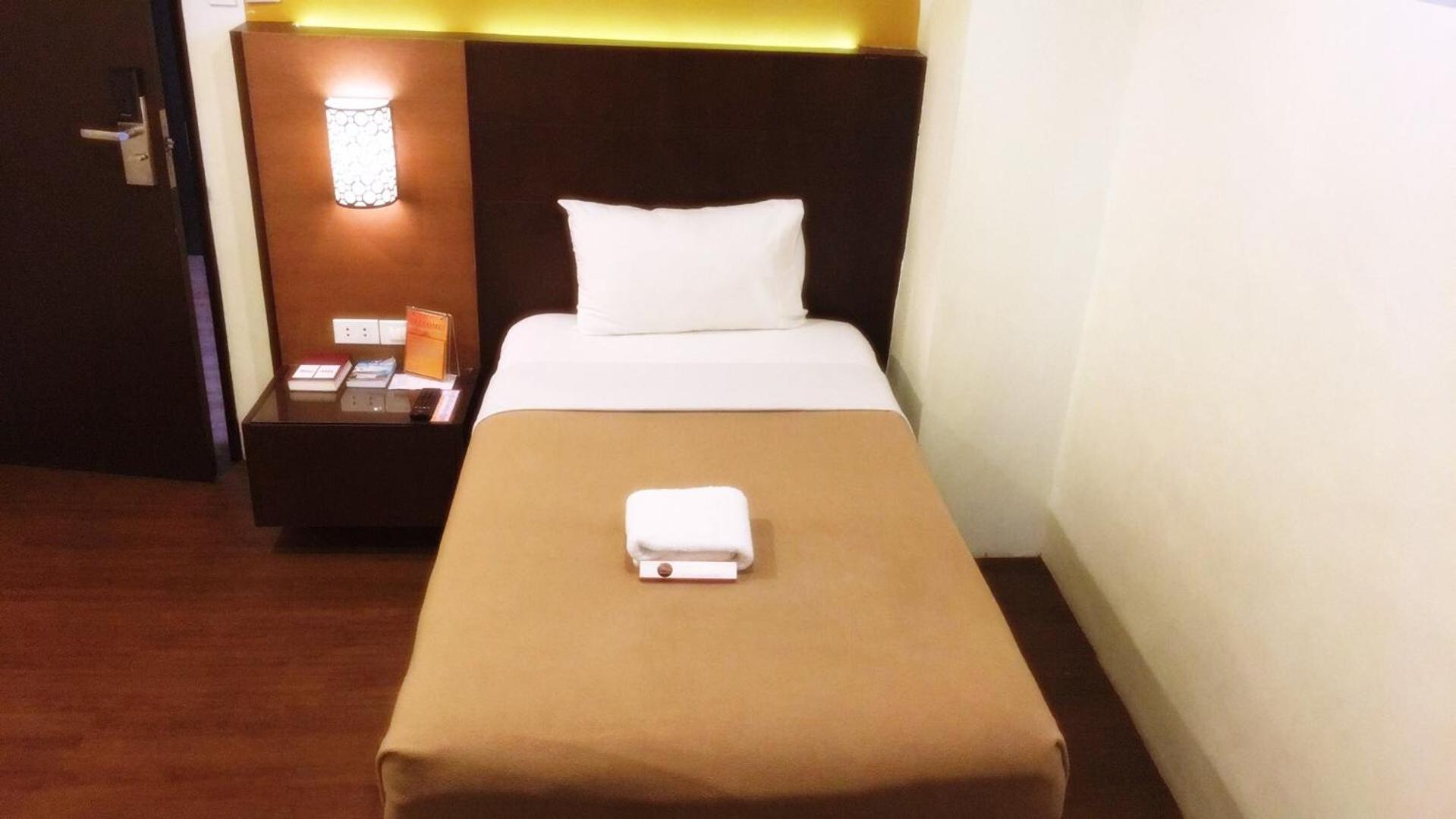 Deluxe Single Room