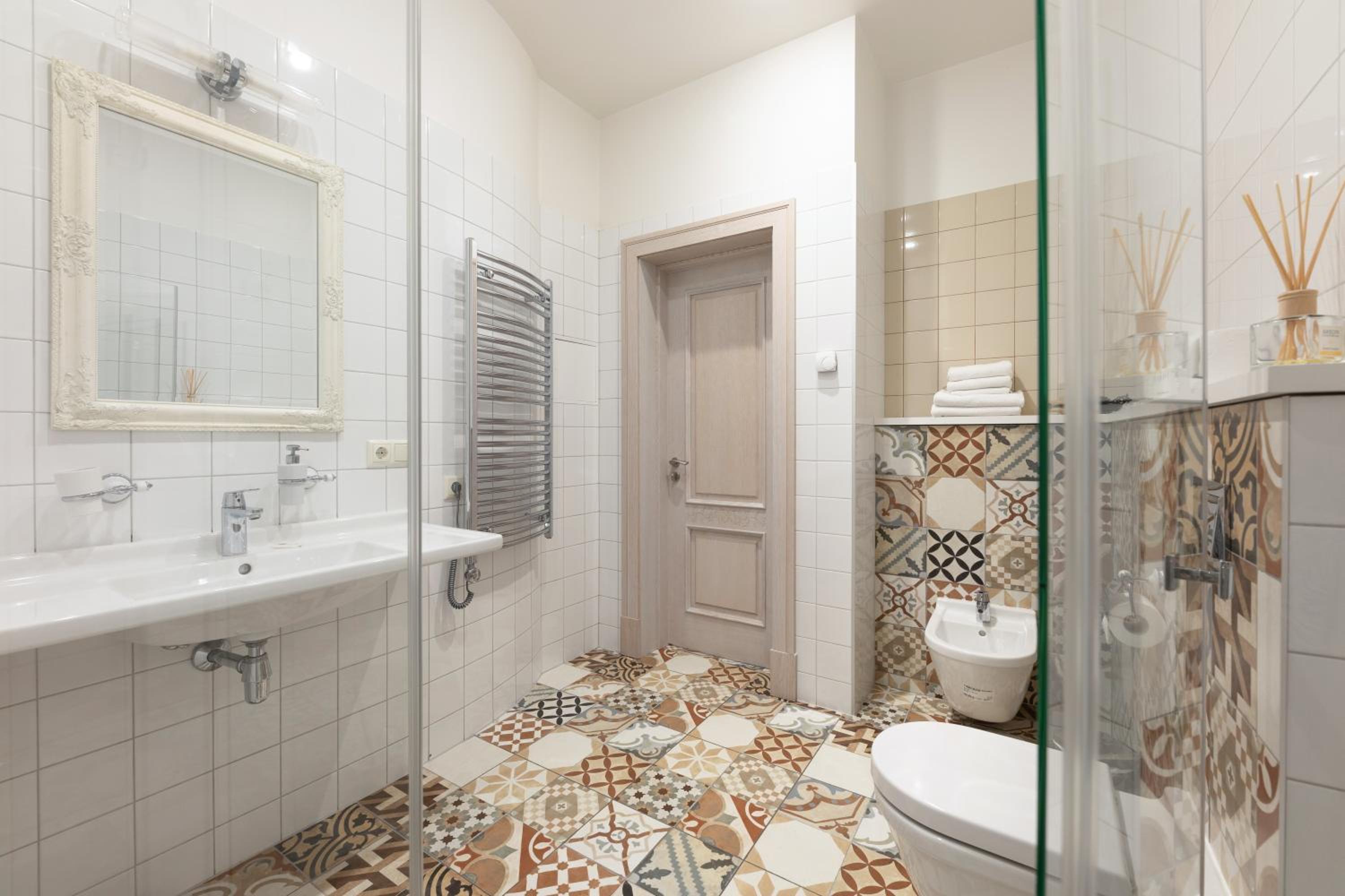 Exclusive Duplex Apartment with Sauna Access photo 2