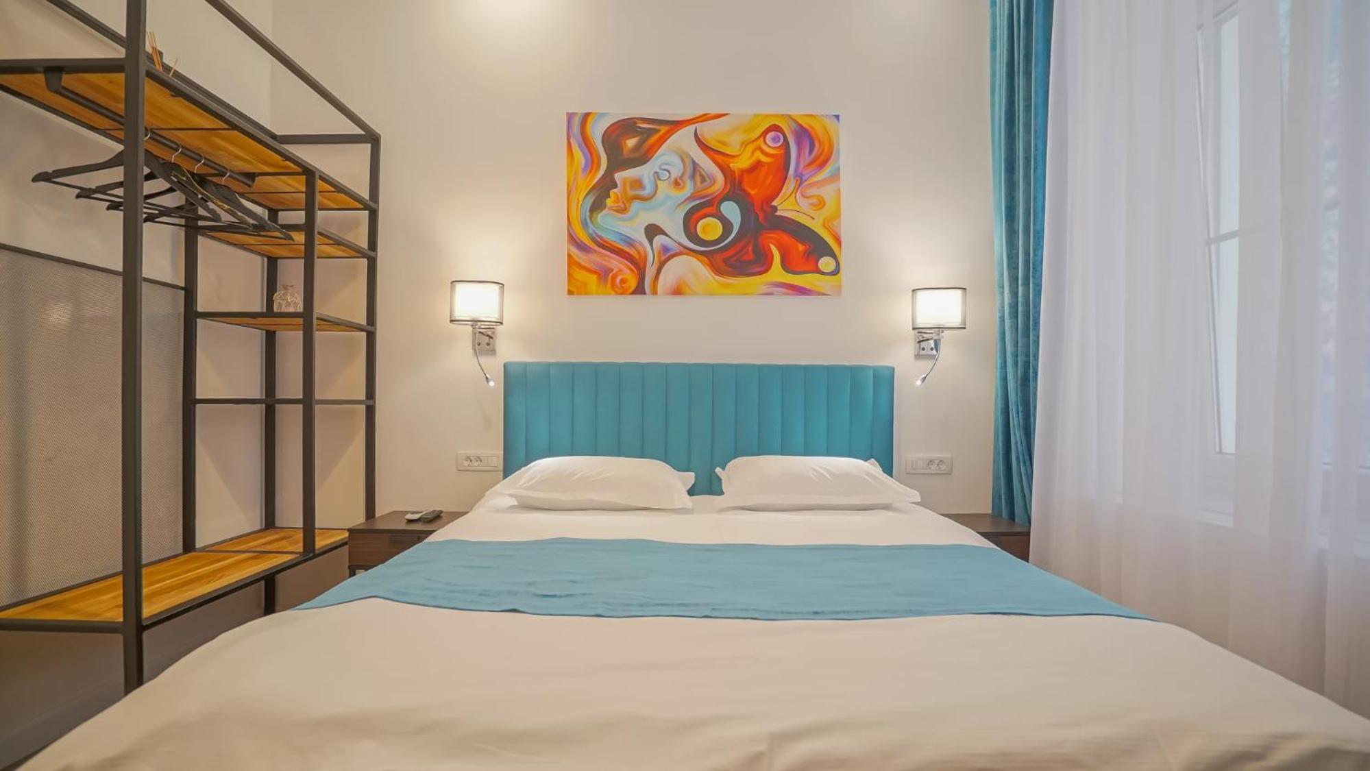 Double Room - Photo 4