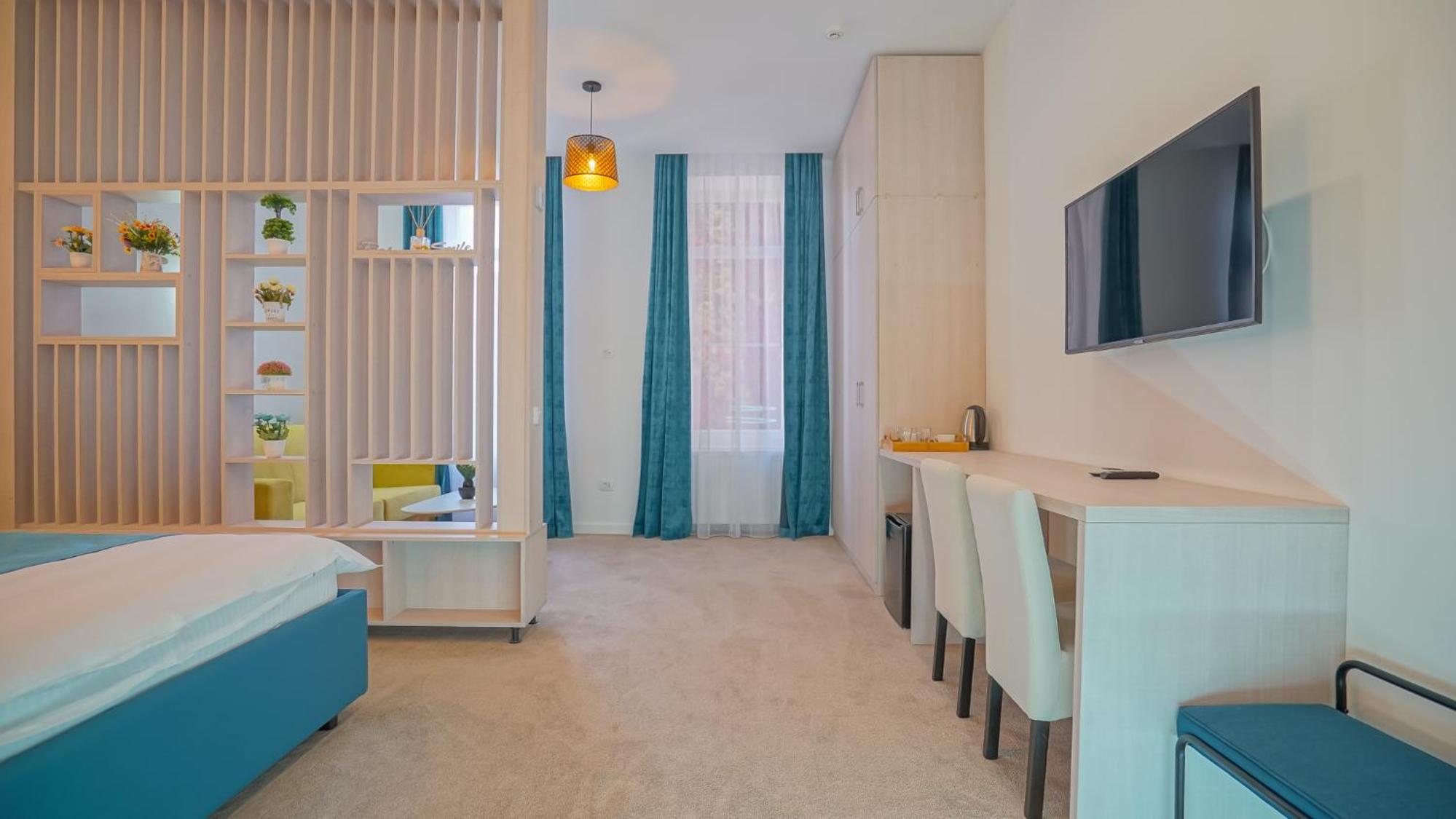 Standard Quadruple Room - Photo 11