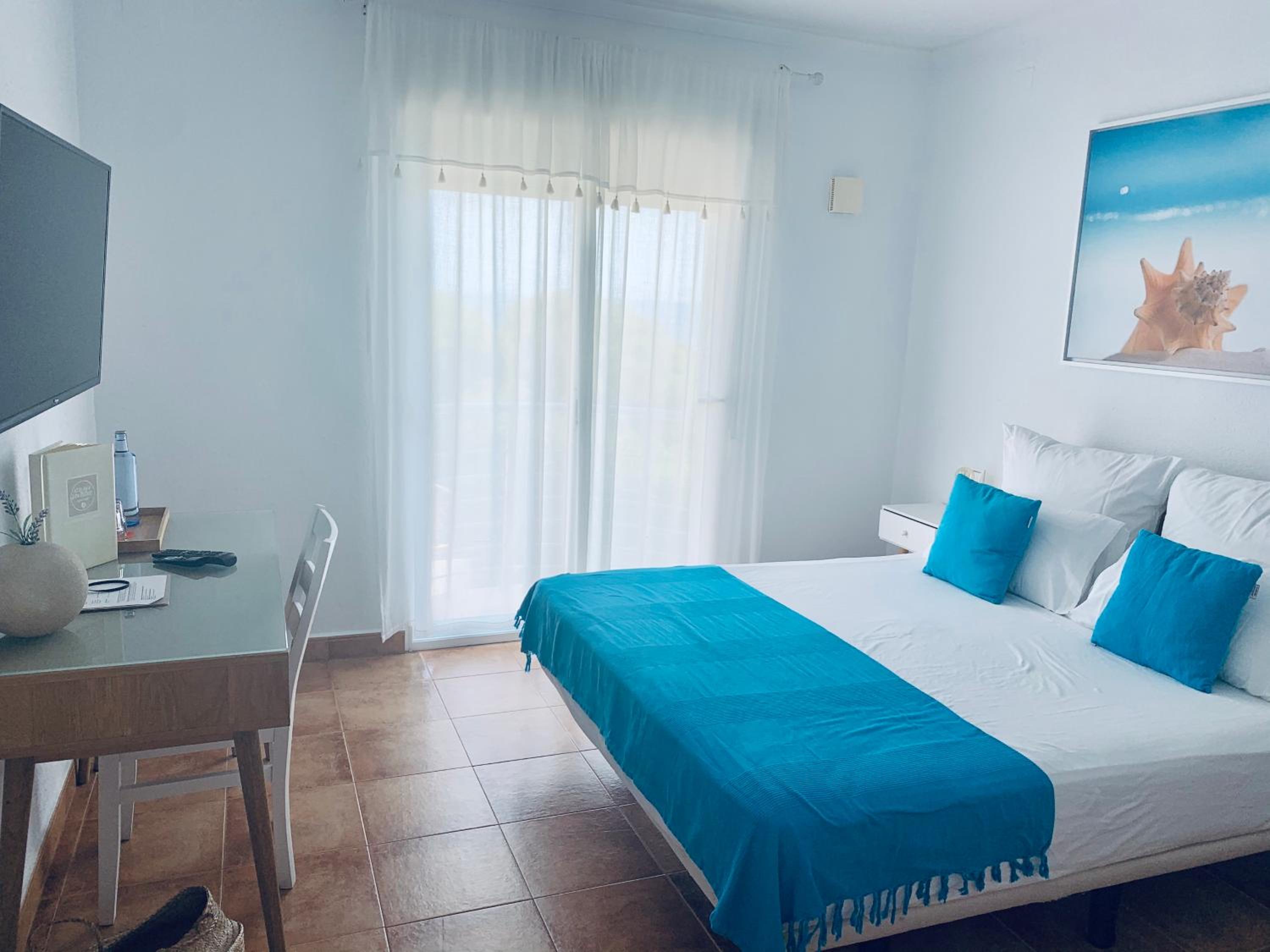 Habitación Doble Deluxe con Balcón y Vista al Mar